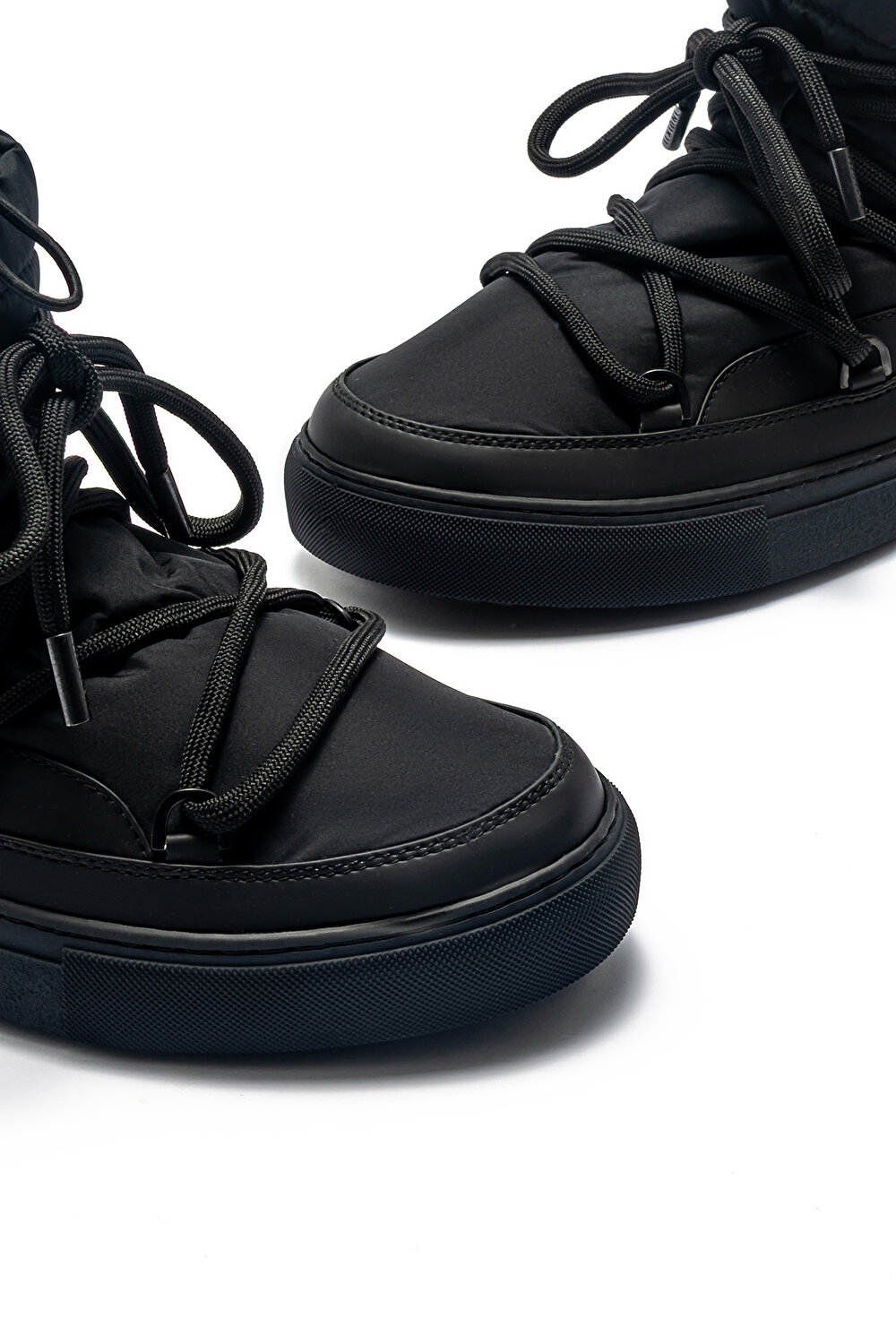 2001..003 INUIKII Erkek Kar Botu