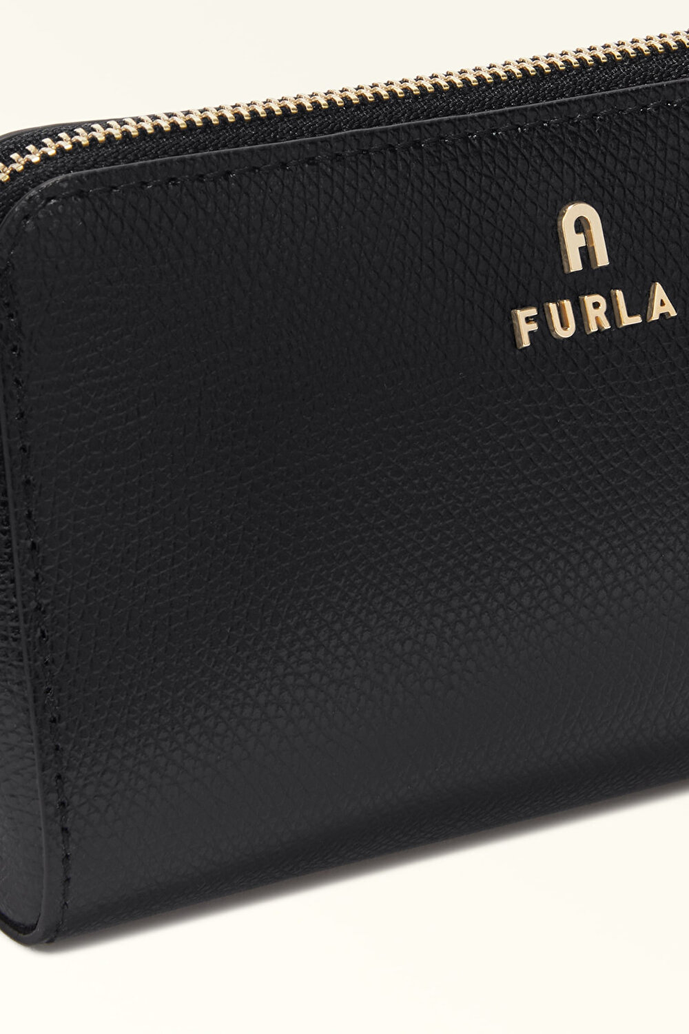 WE00453 FURLA CAMELIA M COSMETIC CASE