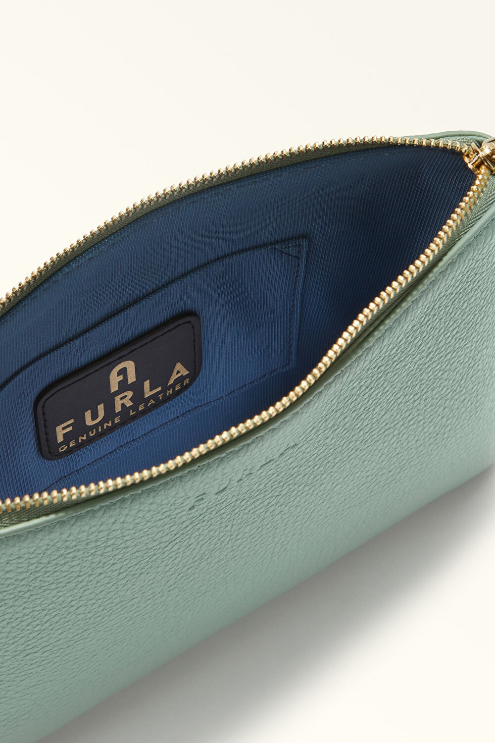 WE00585 FURLA OPPORTUNITY S POUCH