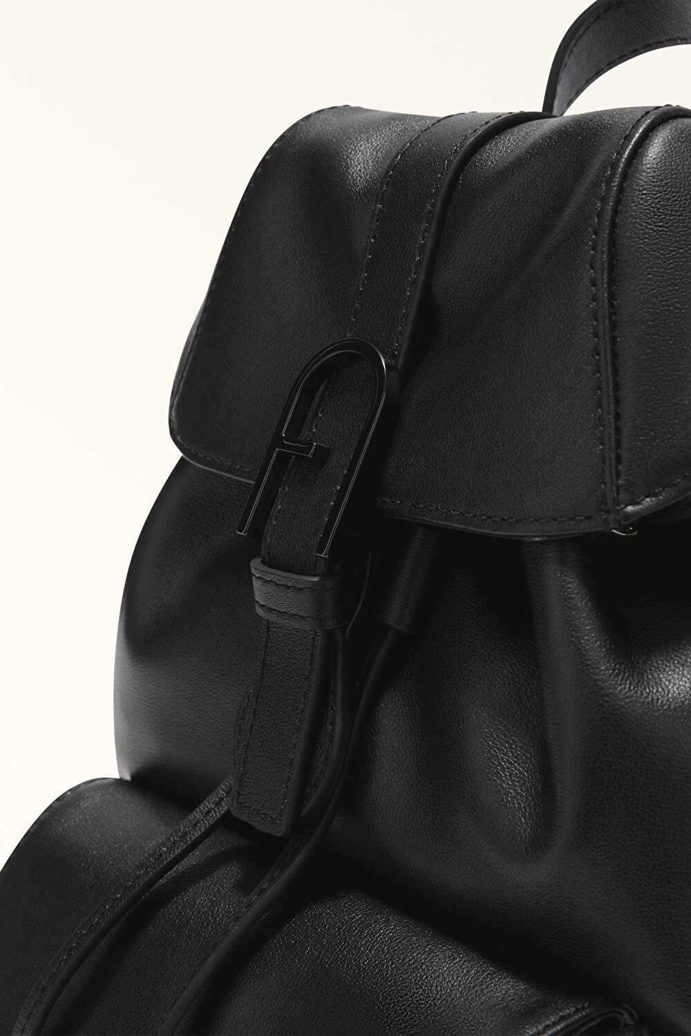 WB01084 FURLA FLOW S BACKPACK