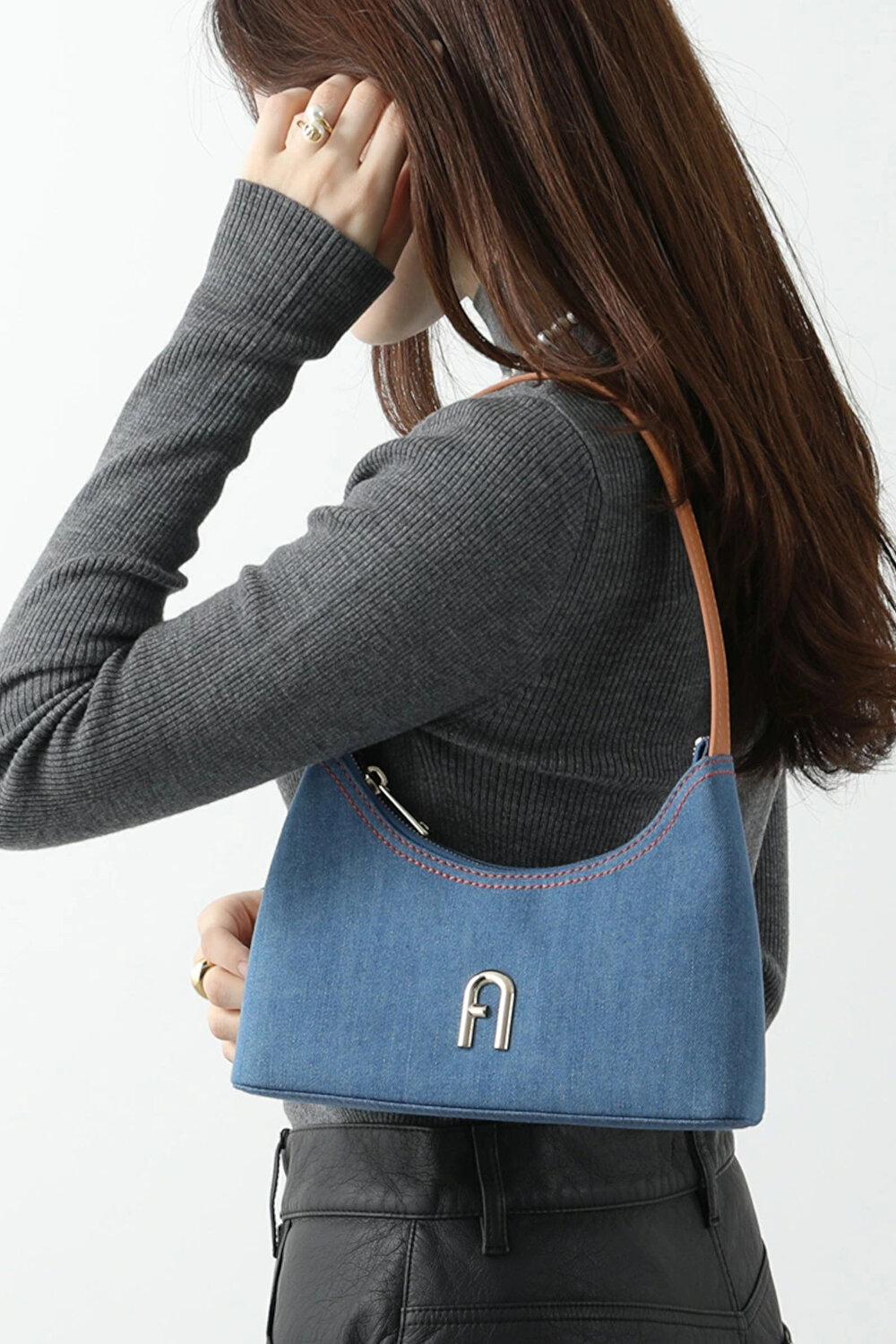 WB01239 FURLA DIAMANTE MINI SHOULDER BAG