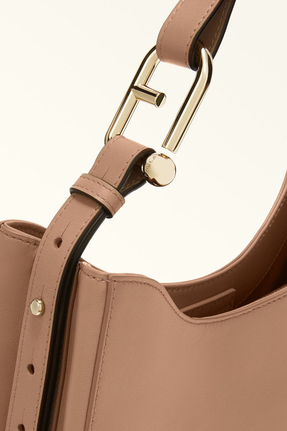 WB01246 FURLA NUVOLA L HOBO