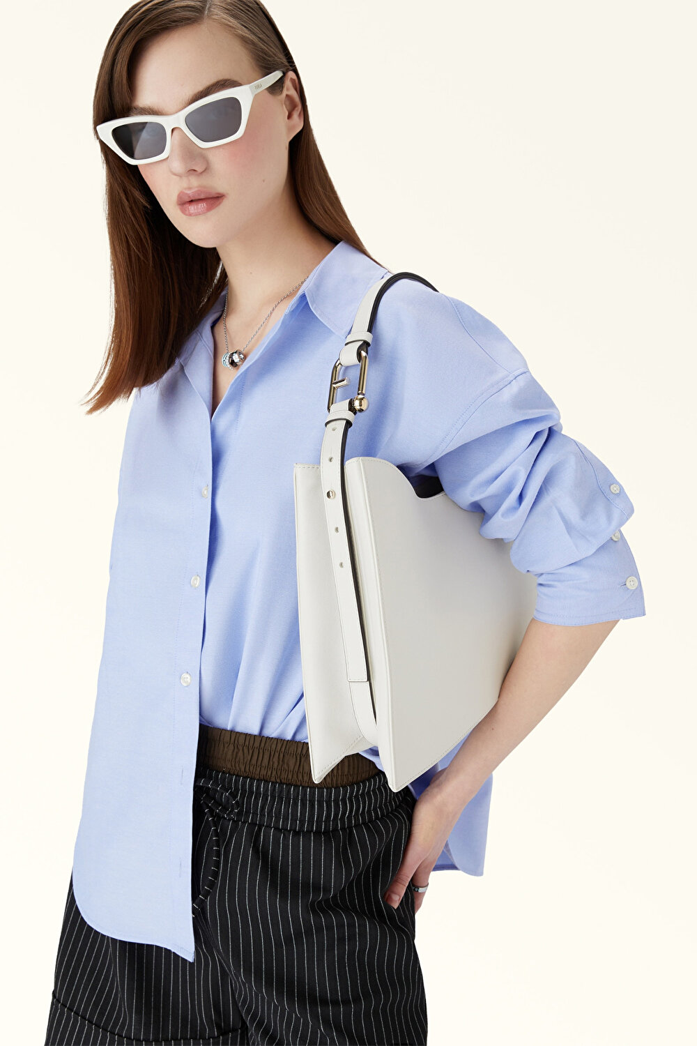 WB01246 FURLA NUVOLA L HOBO