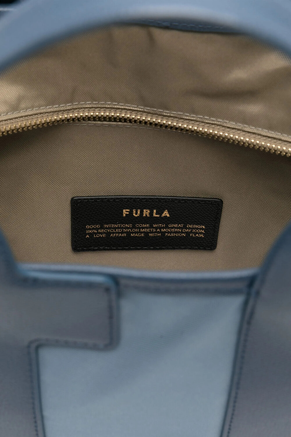 WB01269 FURLA PIUMA M TOTE