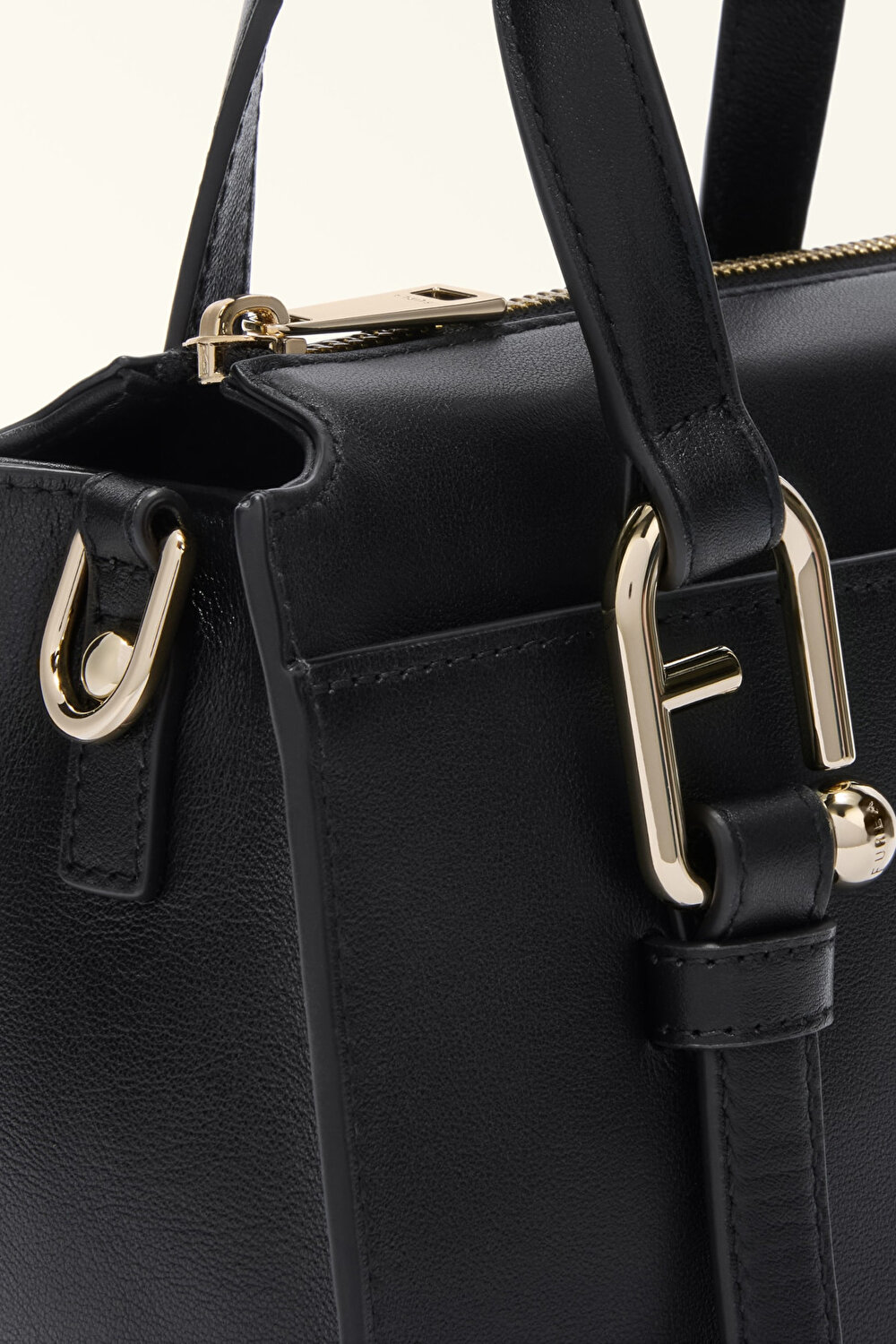 WB01337 FURLA NUVOLA S BOSTON BAG