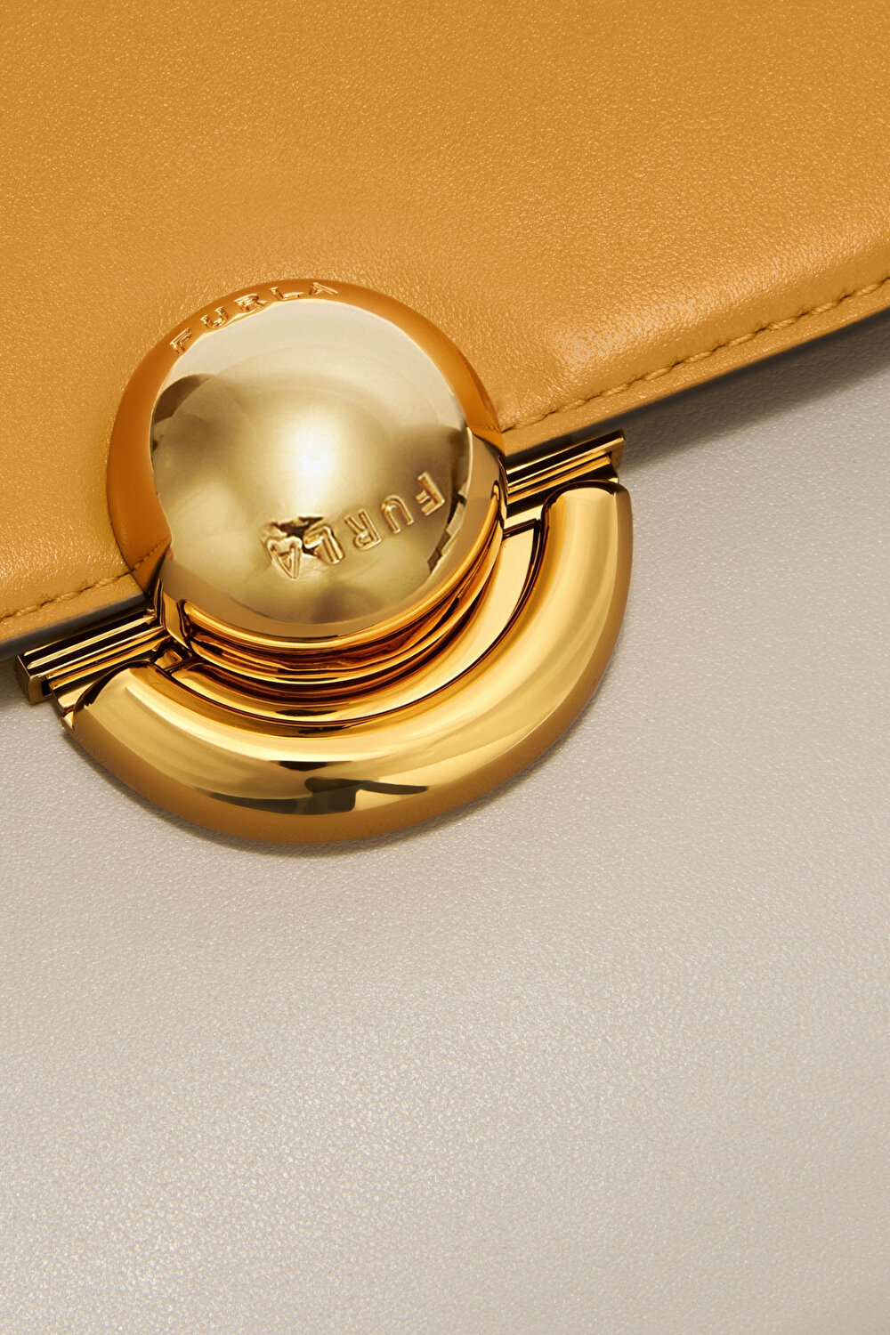 WB01355 FURLA SFERA S CROSSBODY ROUND