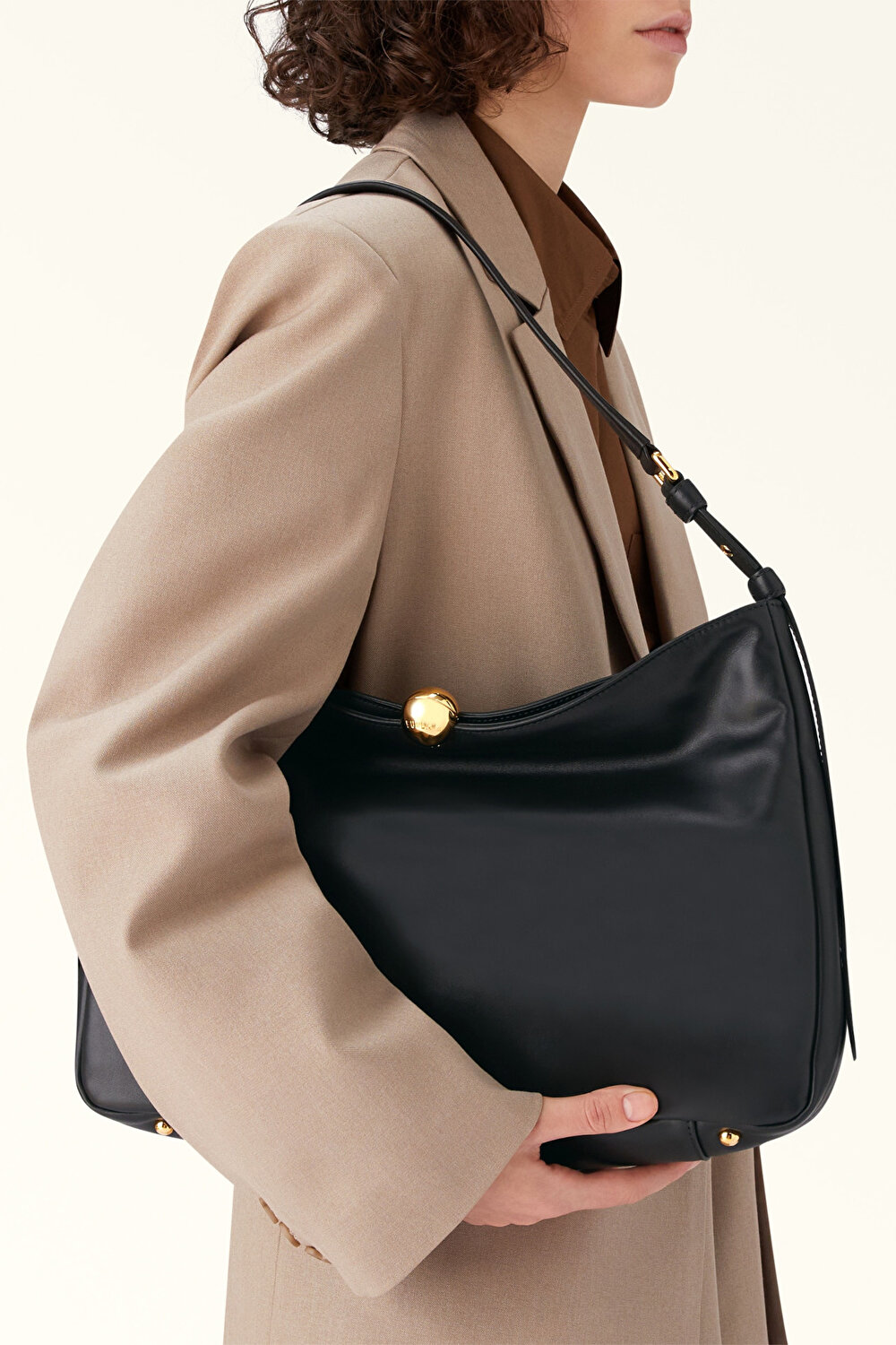 WB01365 FURLA SFERA SOFT L SHOULDER BA