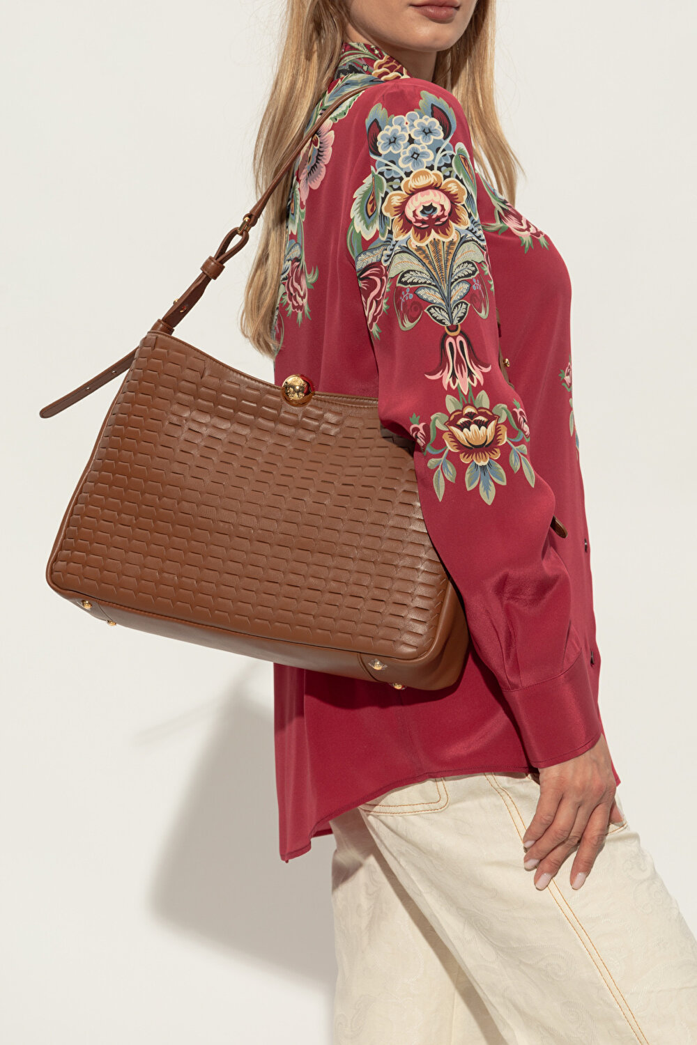 WB01365 FURLA SFERA SOFT L SHOULDER BA