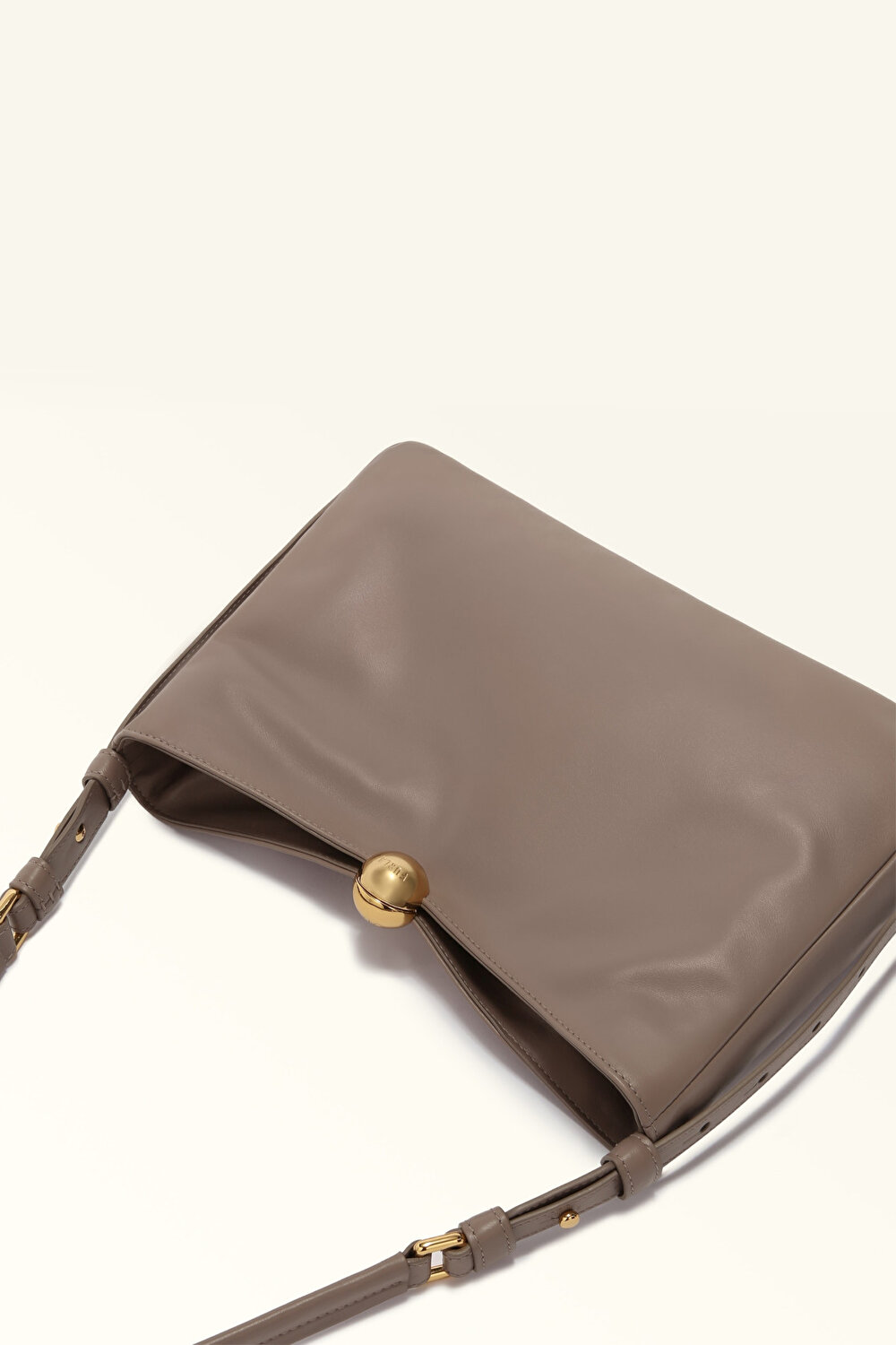 WB01403 FURLA SFERA SOFT M SHOULDER BA
