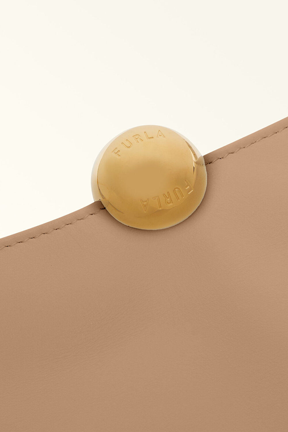 WB01403 FURLA SFERA SOFT M SHOULDER BA