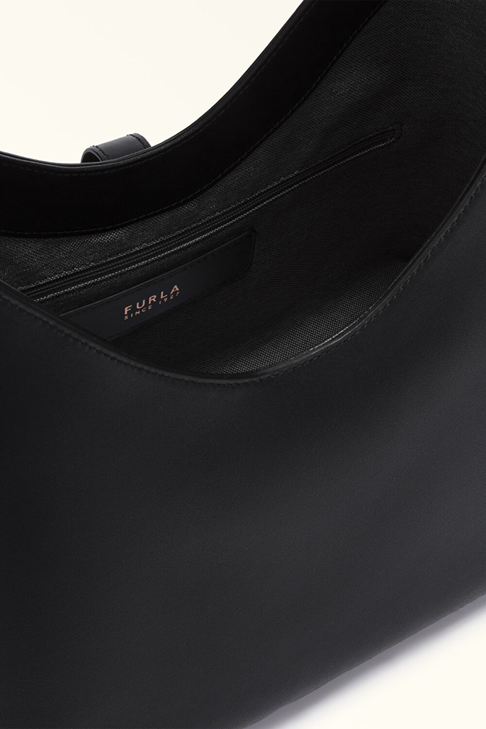 WB01499 FURLA GOCCIA M HOBO