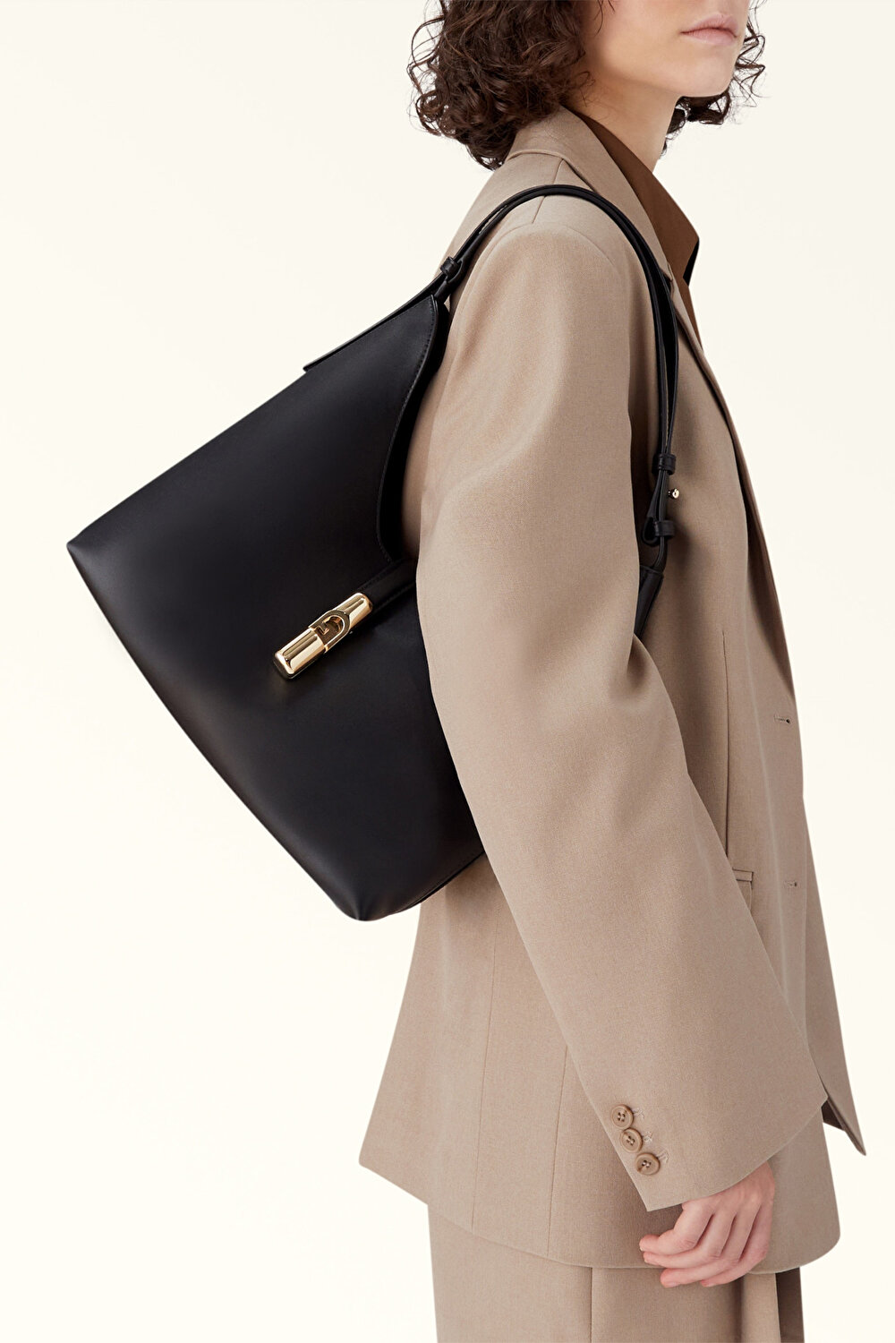 WB01499 FURLA GOCCIA M HOBO