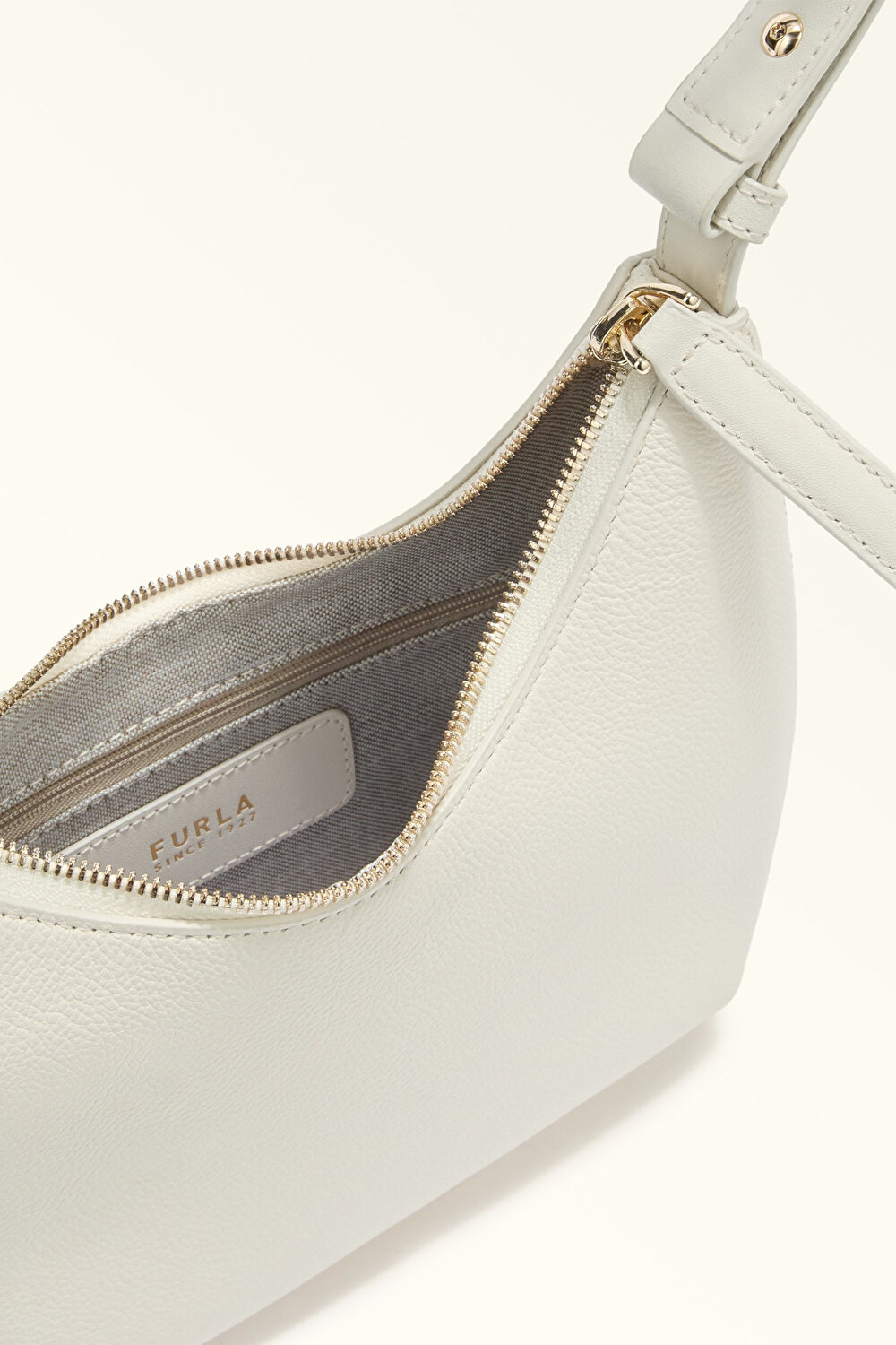 WB01500 FURLA GOCCIA S SHOULDER BAG