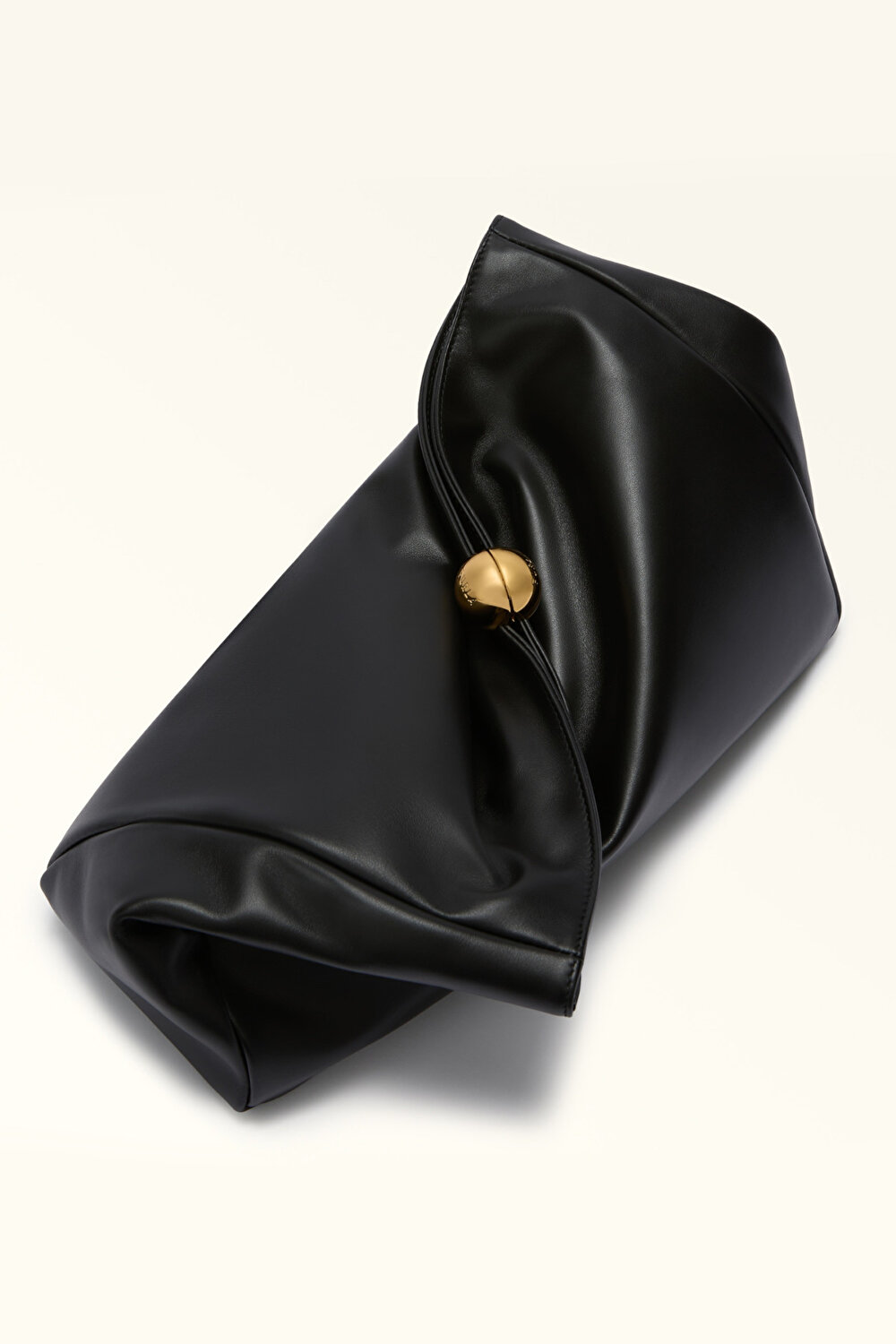 WB01661 FURLA SFERA SOFT M CLUTCH