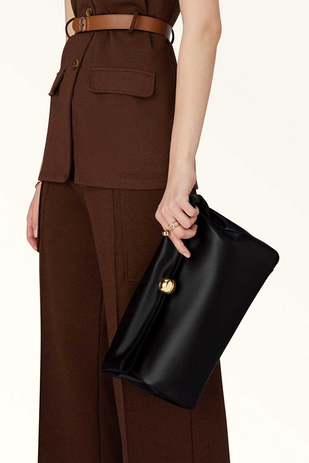 WB01661 FURLA SFERA SOFT M CLUTCH