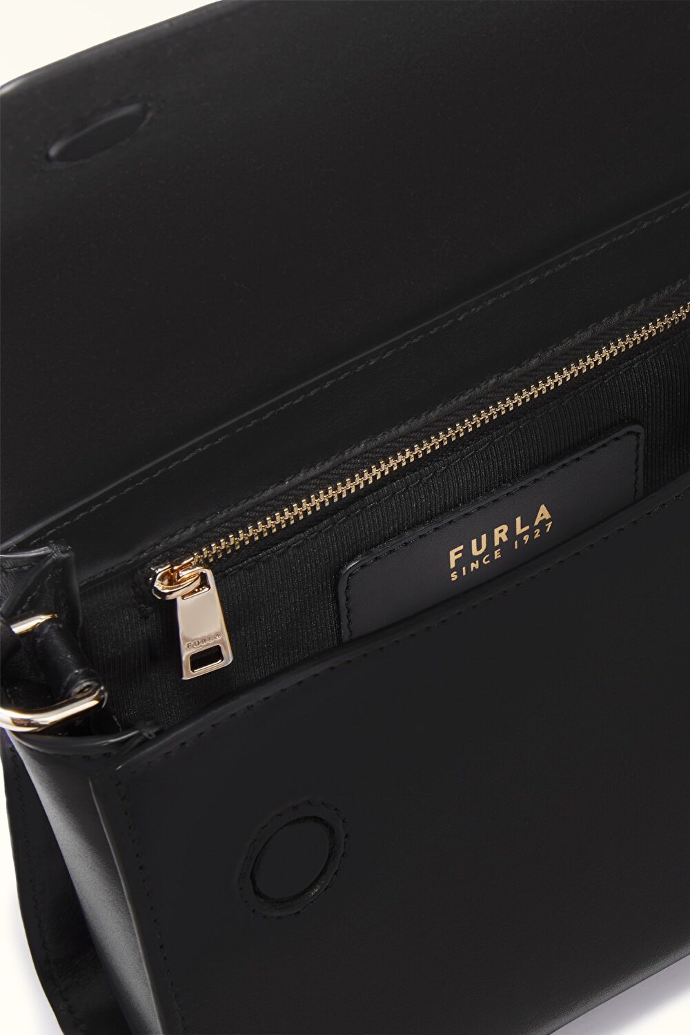WB01683 FURLA URBAN  S CROSSBODY 22
