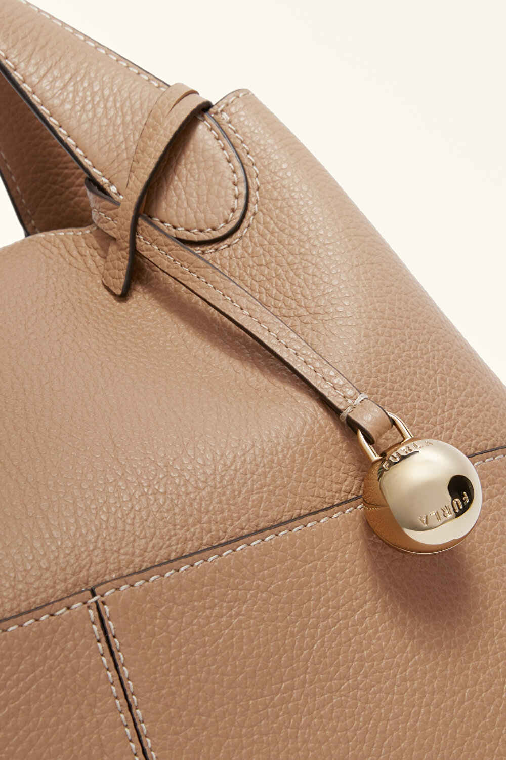 WB01707 FURLA PRIMROSE M TOTE W/FLAP