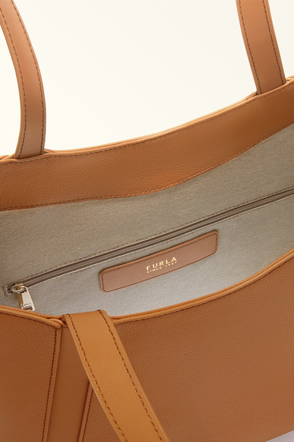 WB01788 FURLA GOCCIA L TOTE
