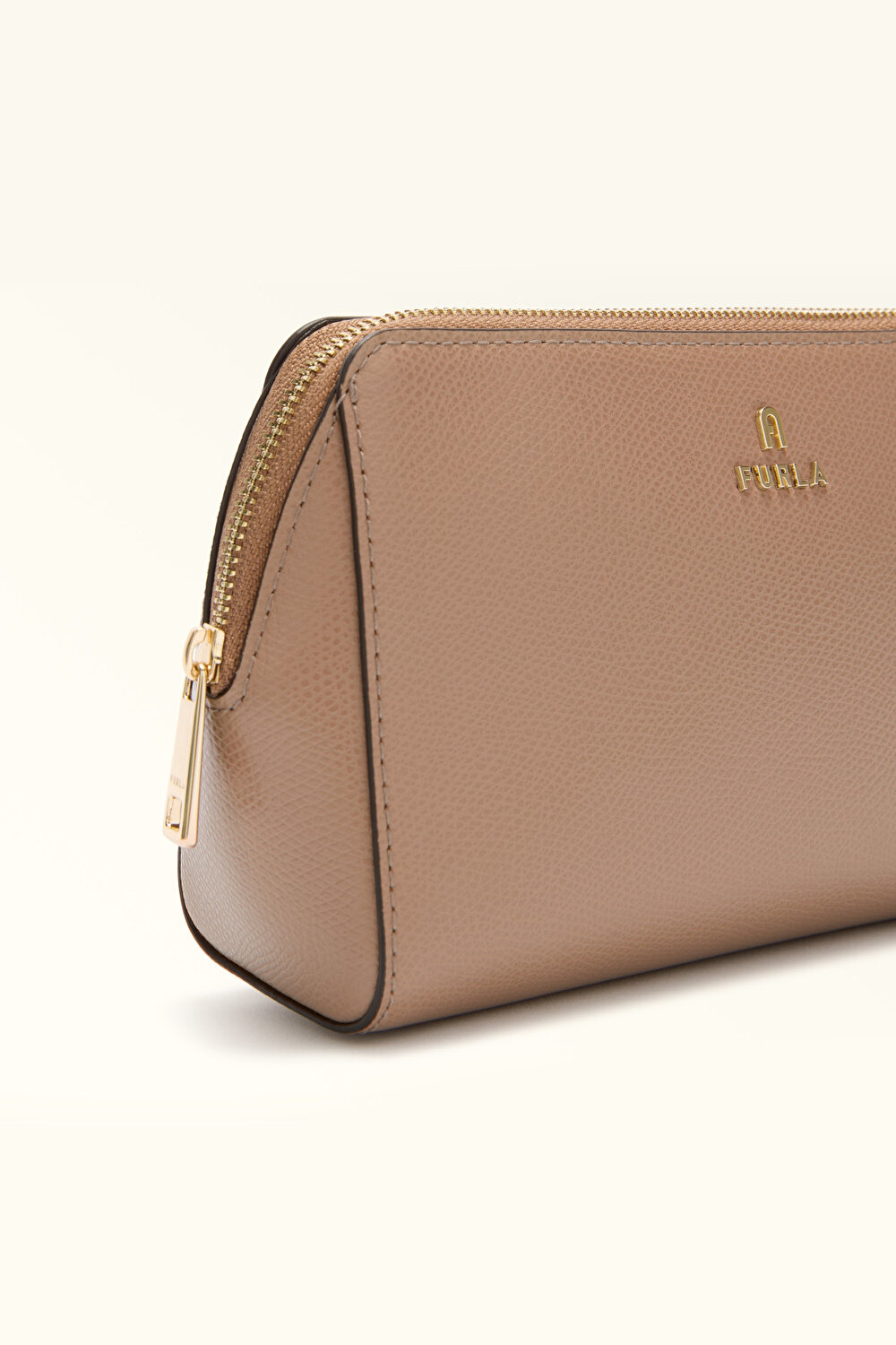 WE00618 FURLA CAMELIA L COSMETIC CASE