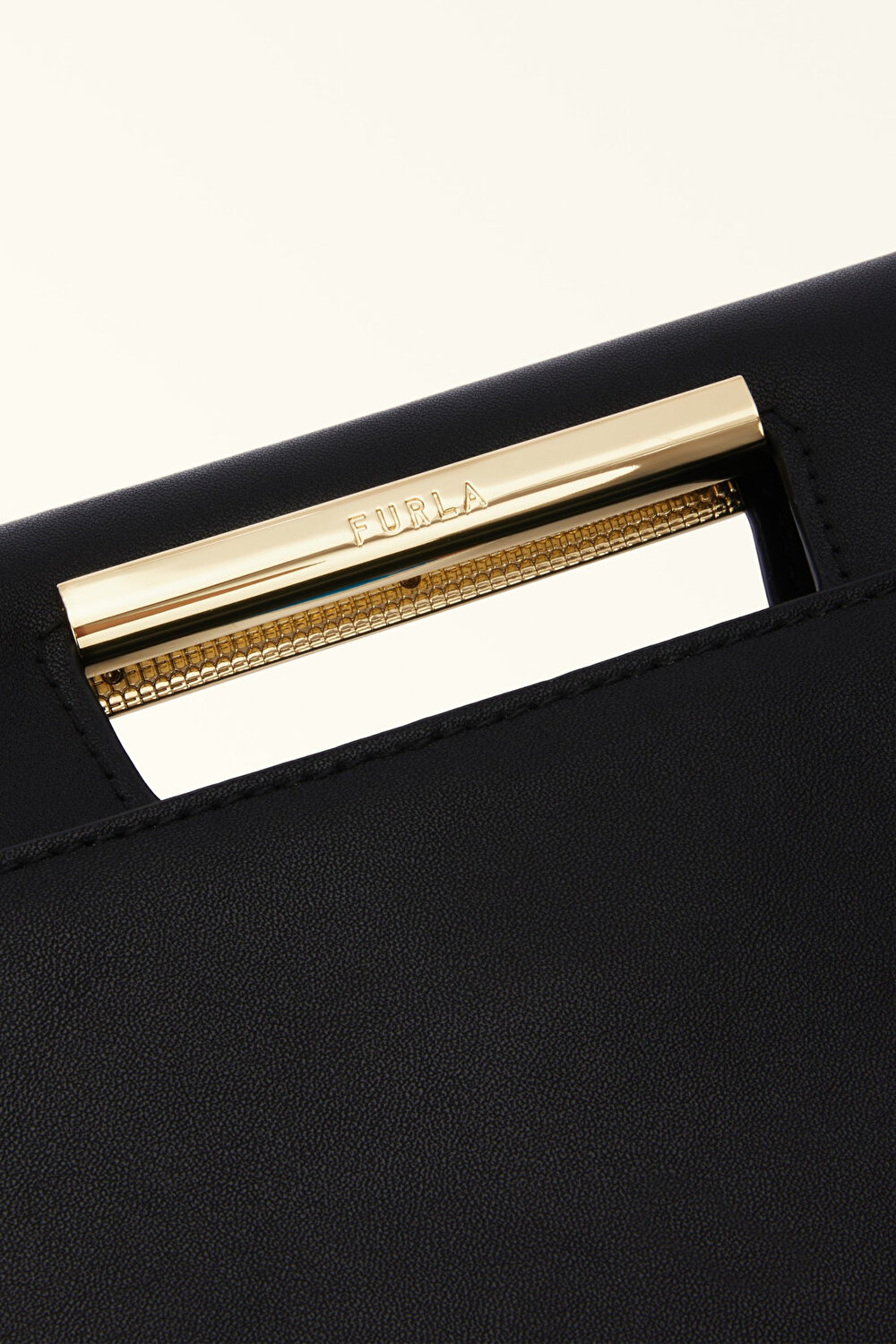 WE00644 FURLA GIADA POUCH
