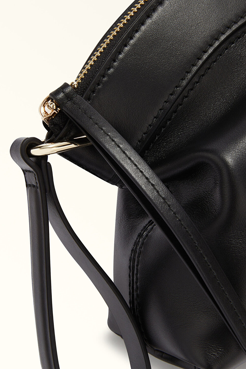 WE00686 FURLA ERICA POUCH