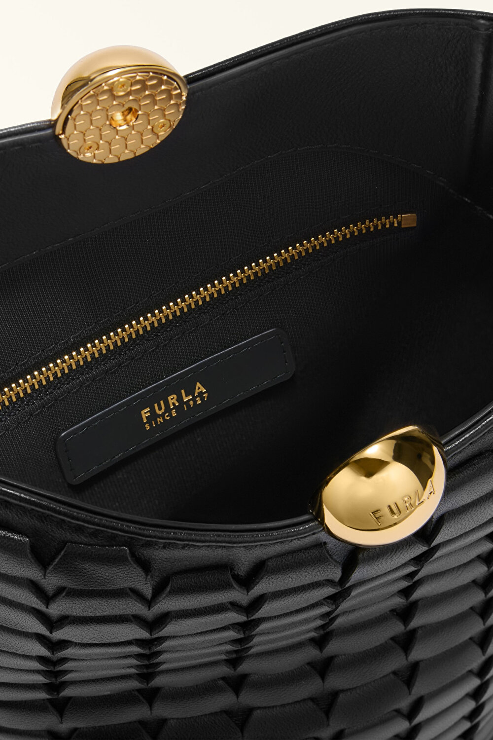 WE00815 FURLA SFERA SOFT MINI BUCKET