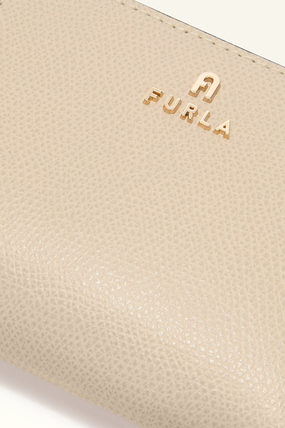WP00307 FURLA CAMELIA S COMPACT WALLET