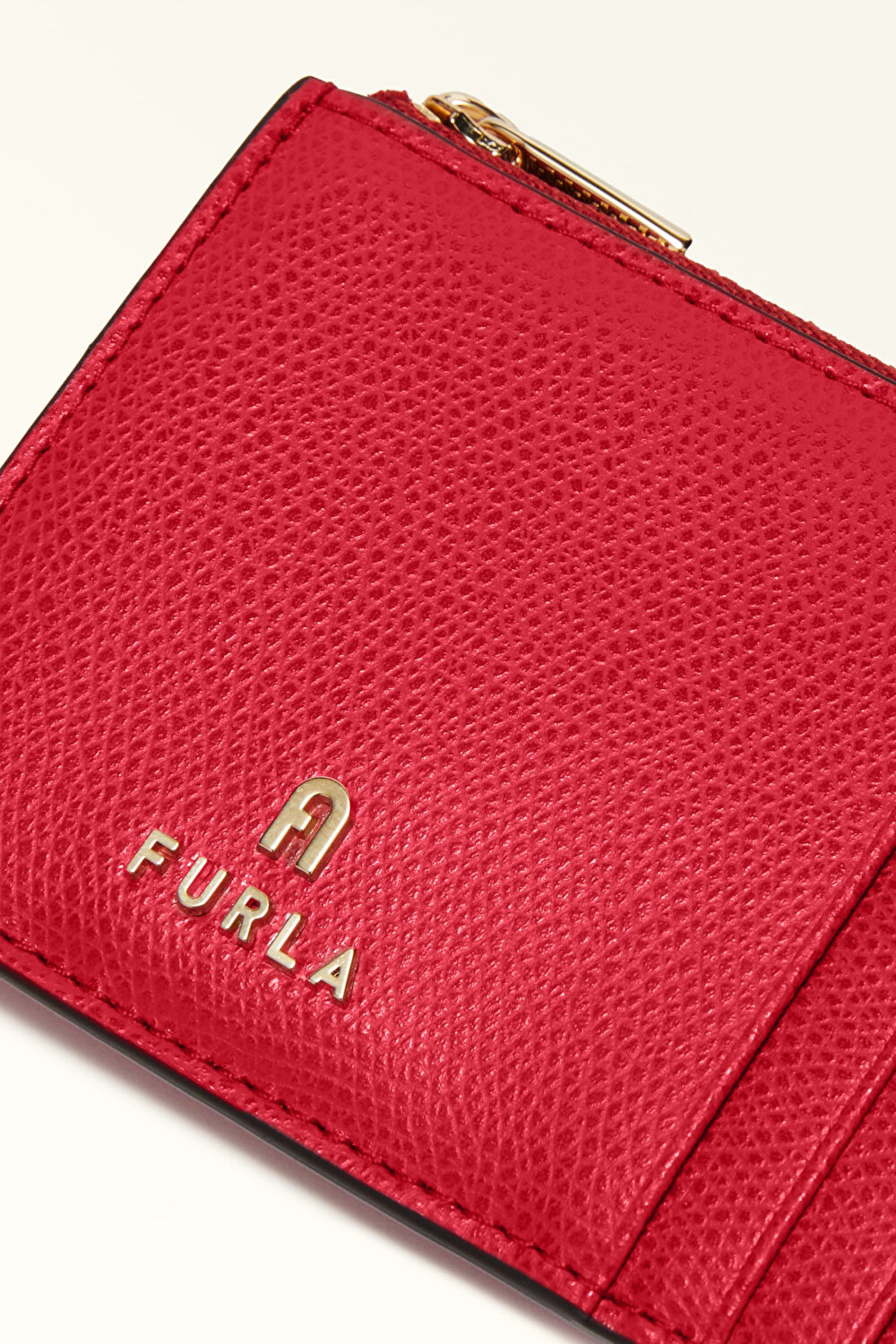 WP00310 FURLA CAMELIA M ZIPPED CARD CA