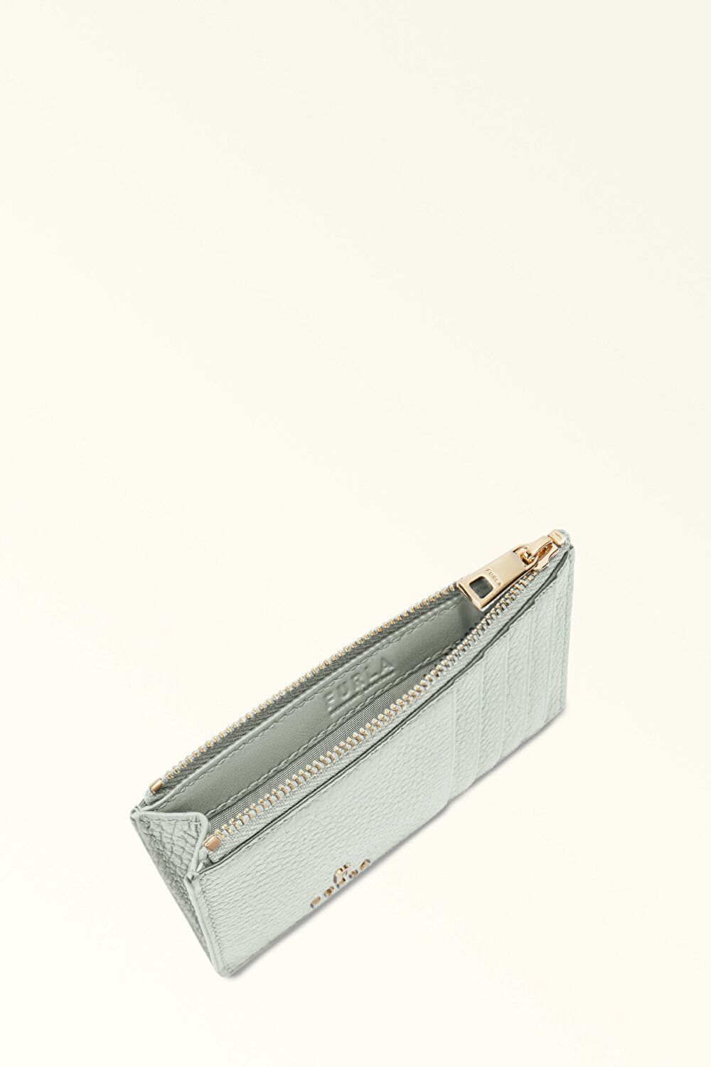 WP00310 FURLA CAMELIA M ZIPPED CARD CA