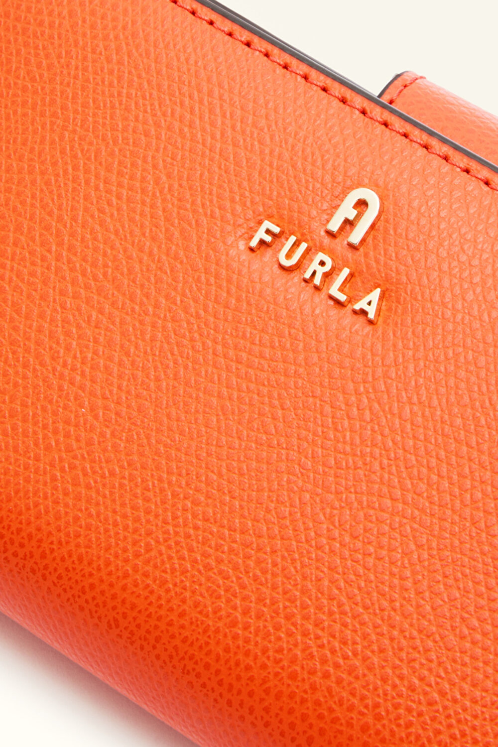 WP00314 FURLA CAMELIA M COMPACT WALLET