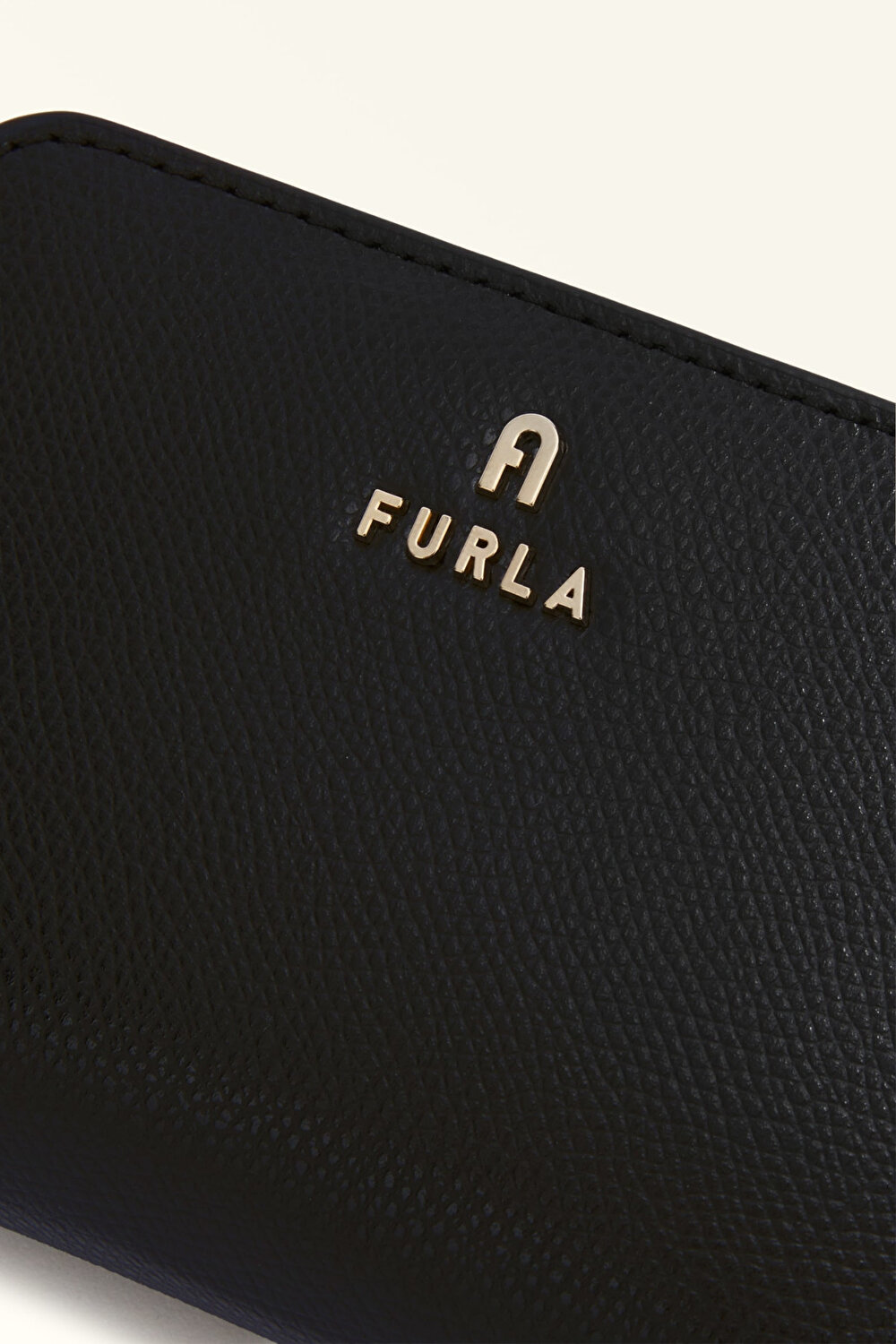 WP00315 FURLA CAMELIA S COMPACT WALLET