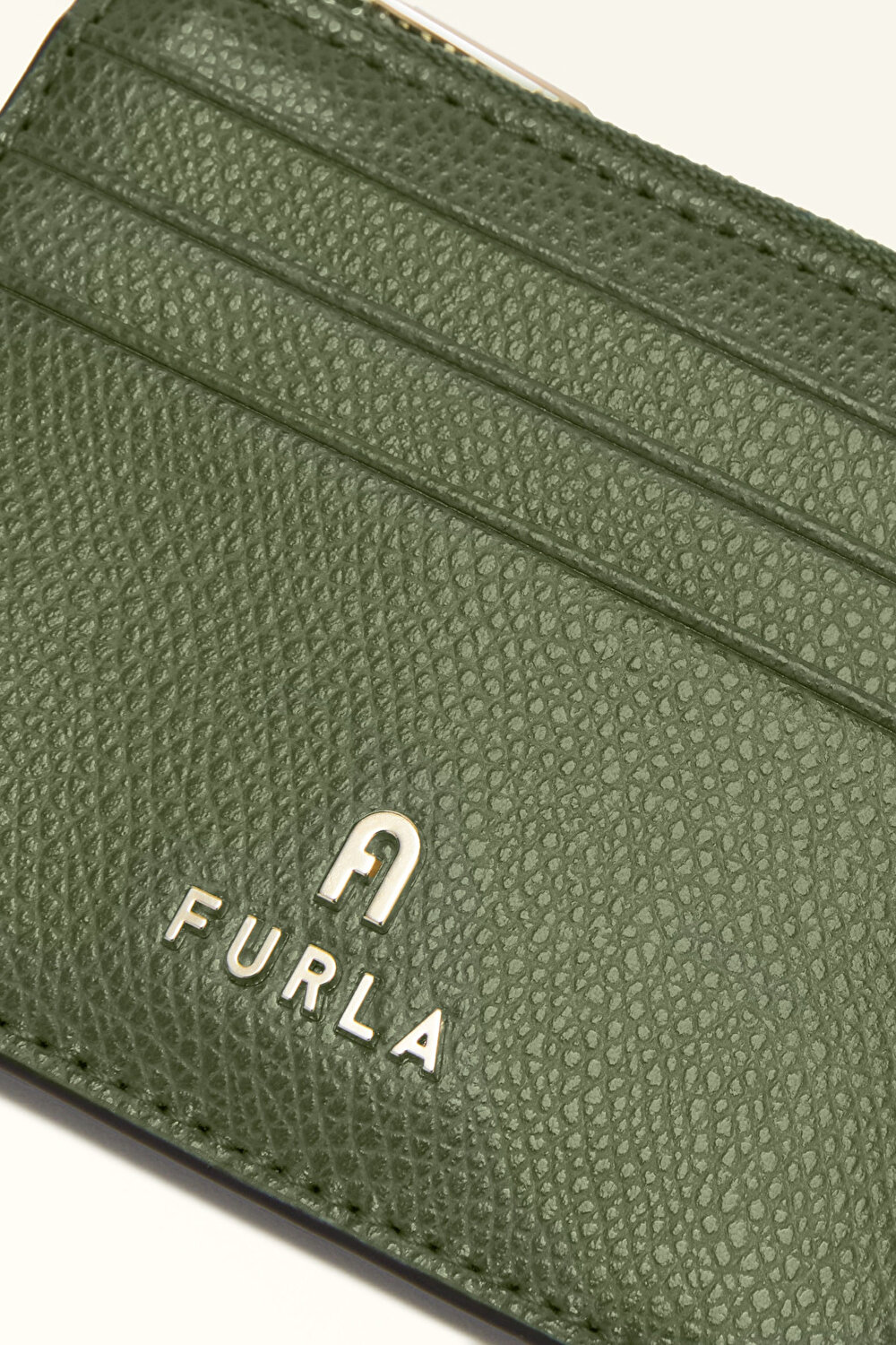 WP00388 FURLA CAMELIA S ZIPPED CARD CA
