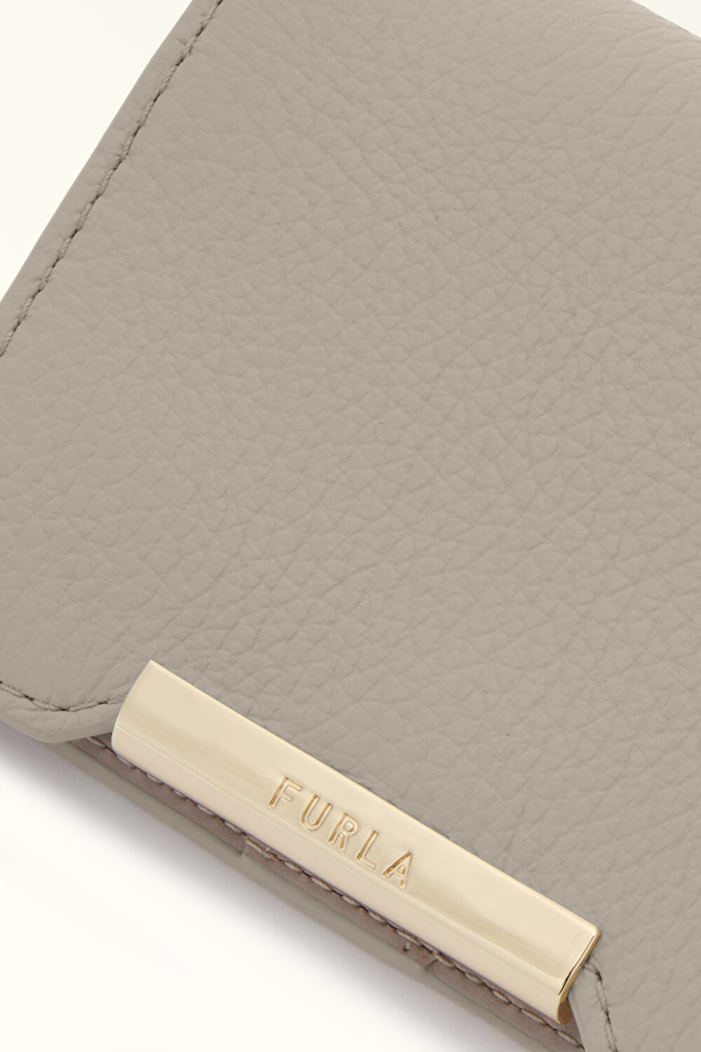 WP00522 FURLA GIADA S COMPACT WALLET B