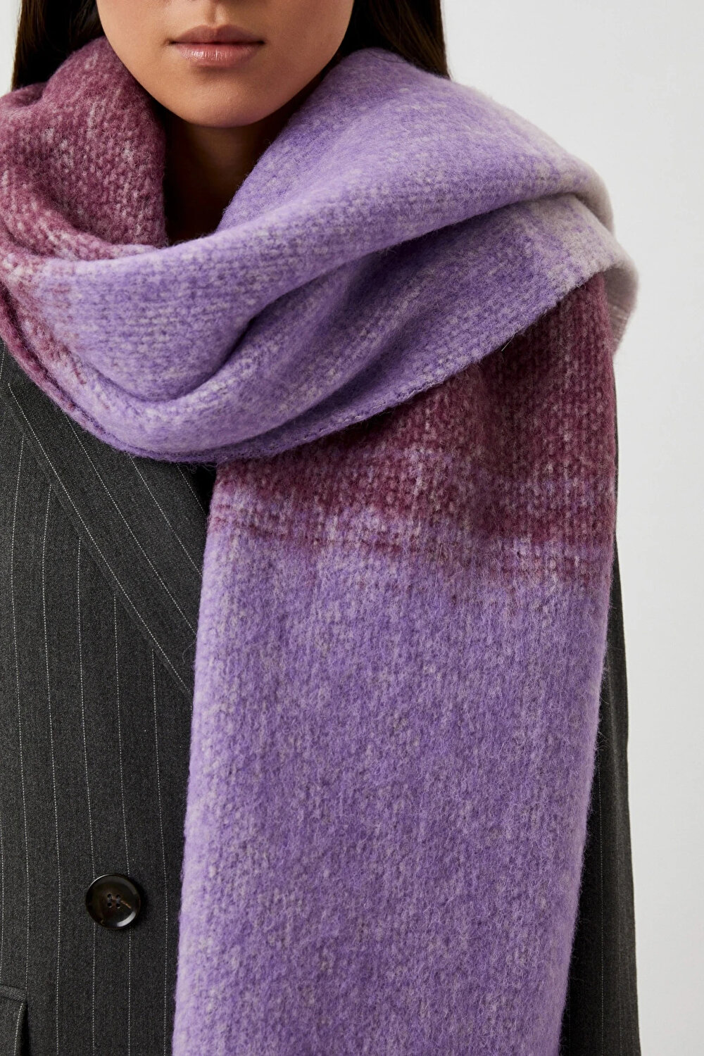WT00061 FURLA FLOW SCARF
