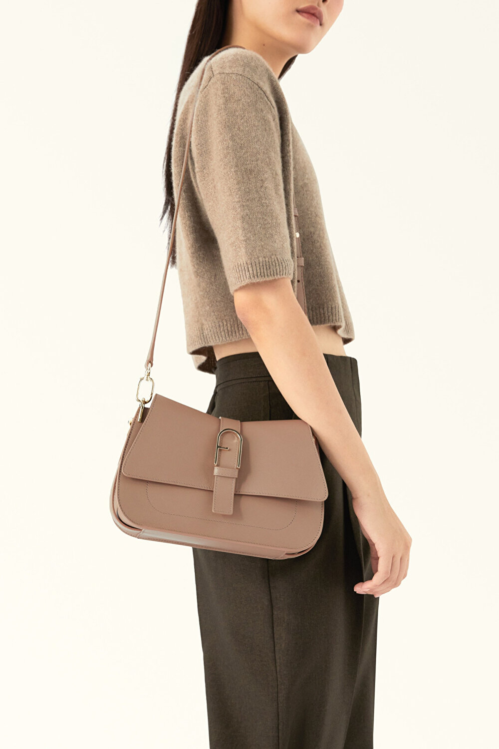 WB00996 FURLA FLOW M TOP HANDLE