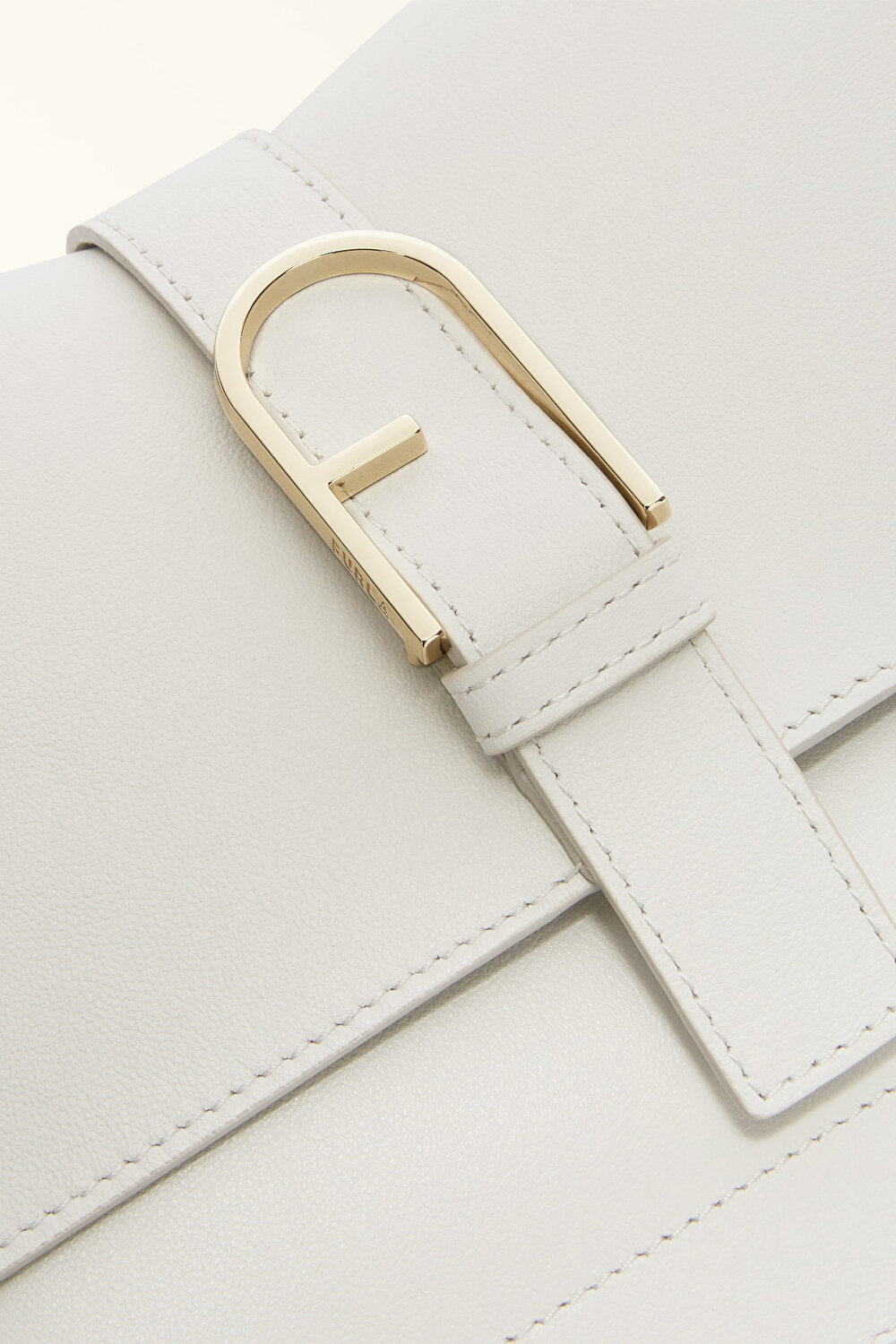 WB00996 FURLA FLOW M TOP HANDLE