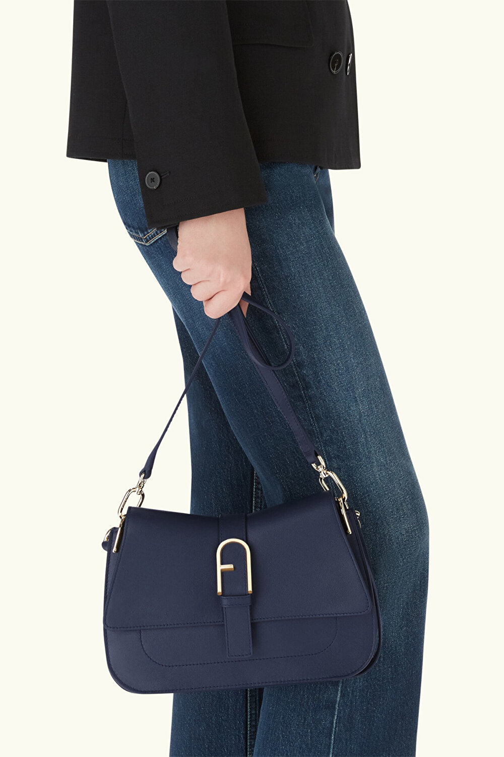 WB00996 FURLA FLOW M TOP HANDLE