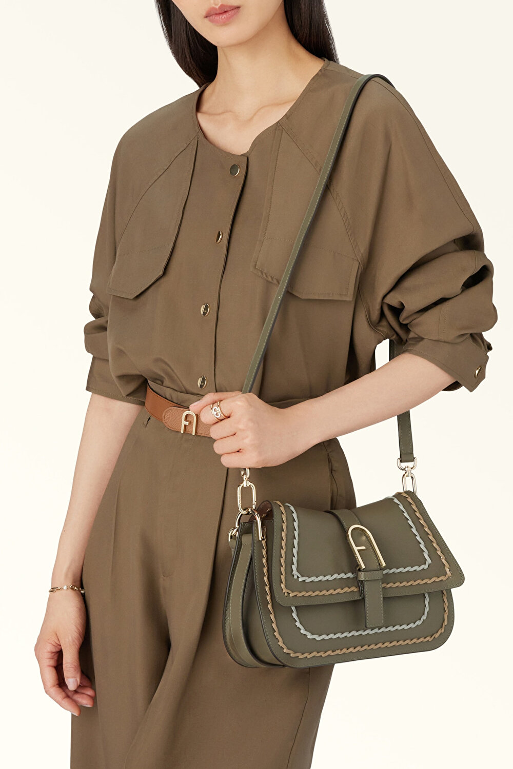 WB00996 FURLA FLOW M TOP HANDLE