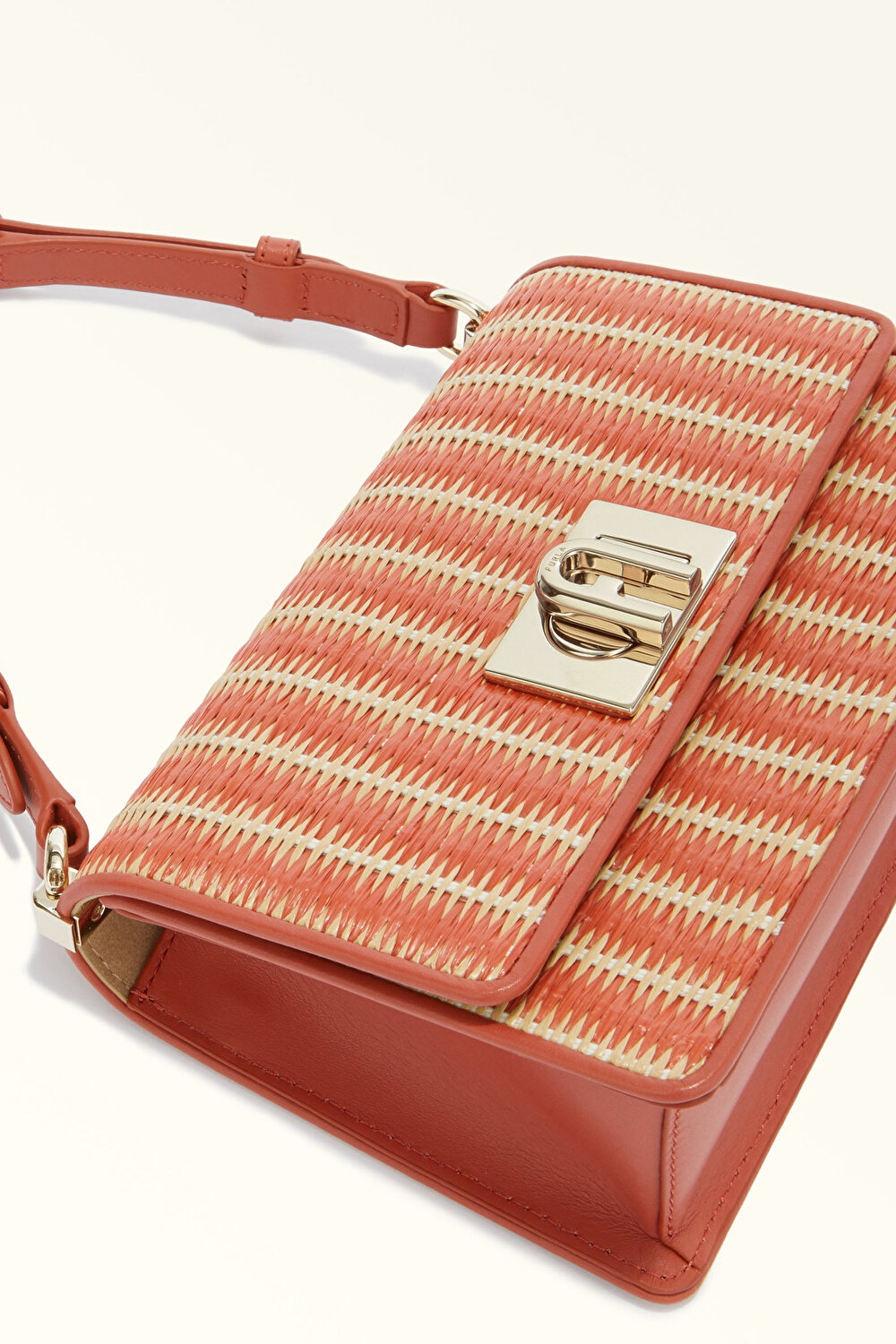 WB01242 FURLA 1927 MINI SHOULDER BAG 20