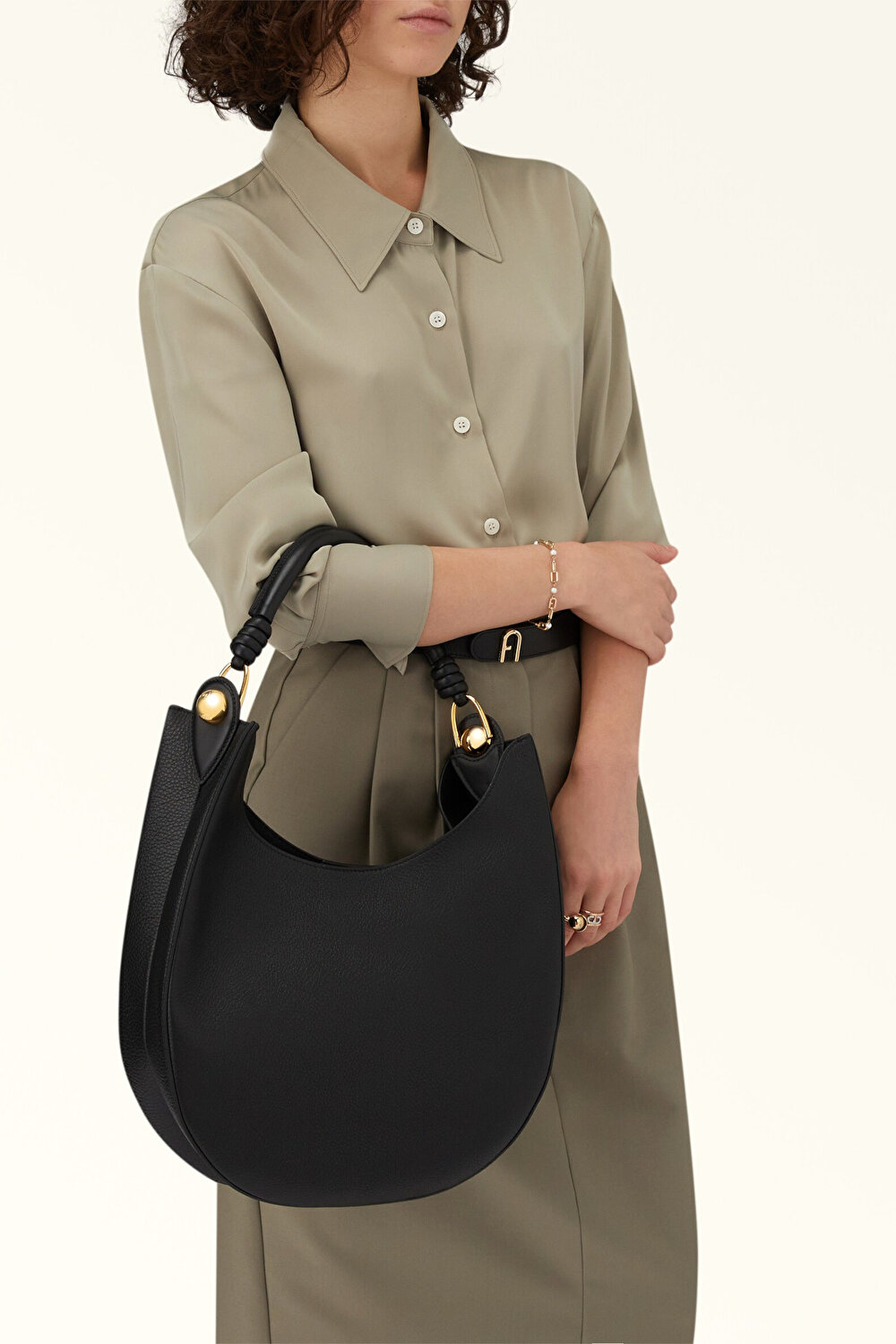 WB01358 FURLA SFERA L HOBO