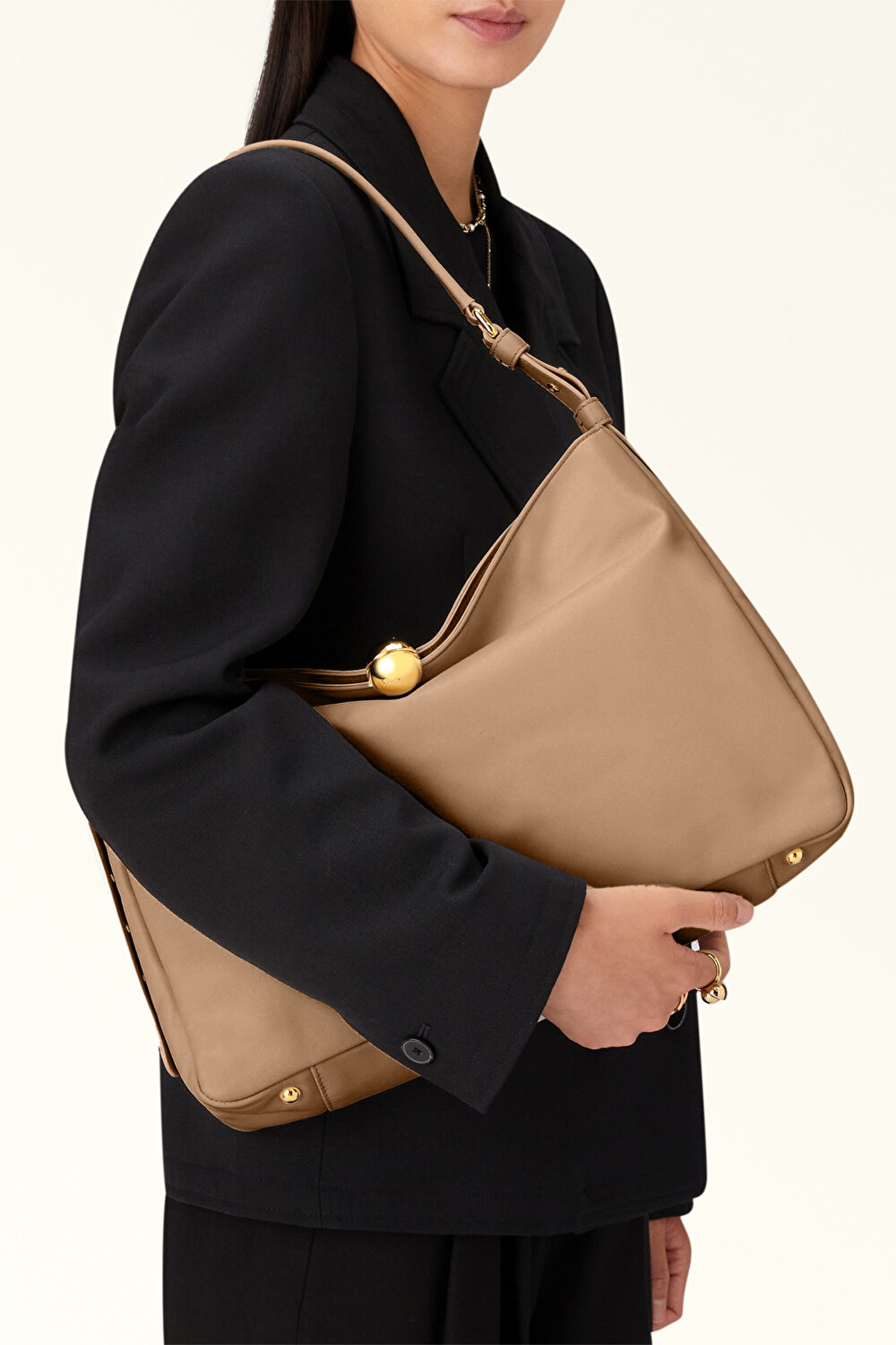 WB01365 FURLA SFERA SOFT L SHOULDER BA