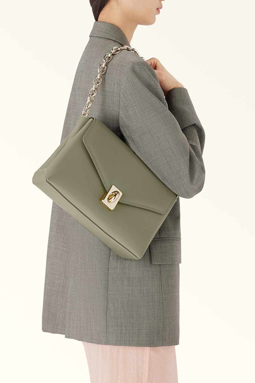 WB01448 FURLA MERIDIANA M C.BODY W/DOU