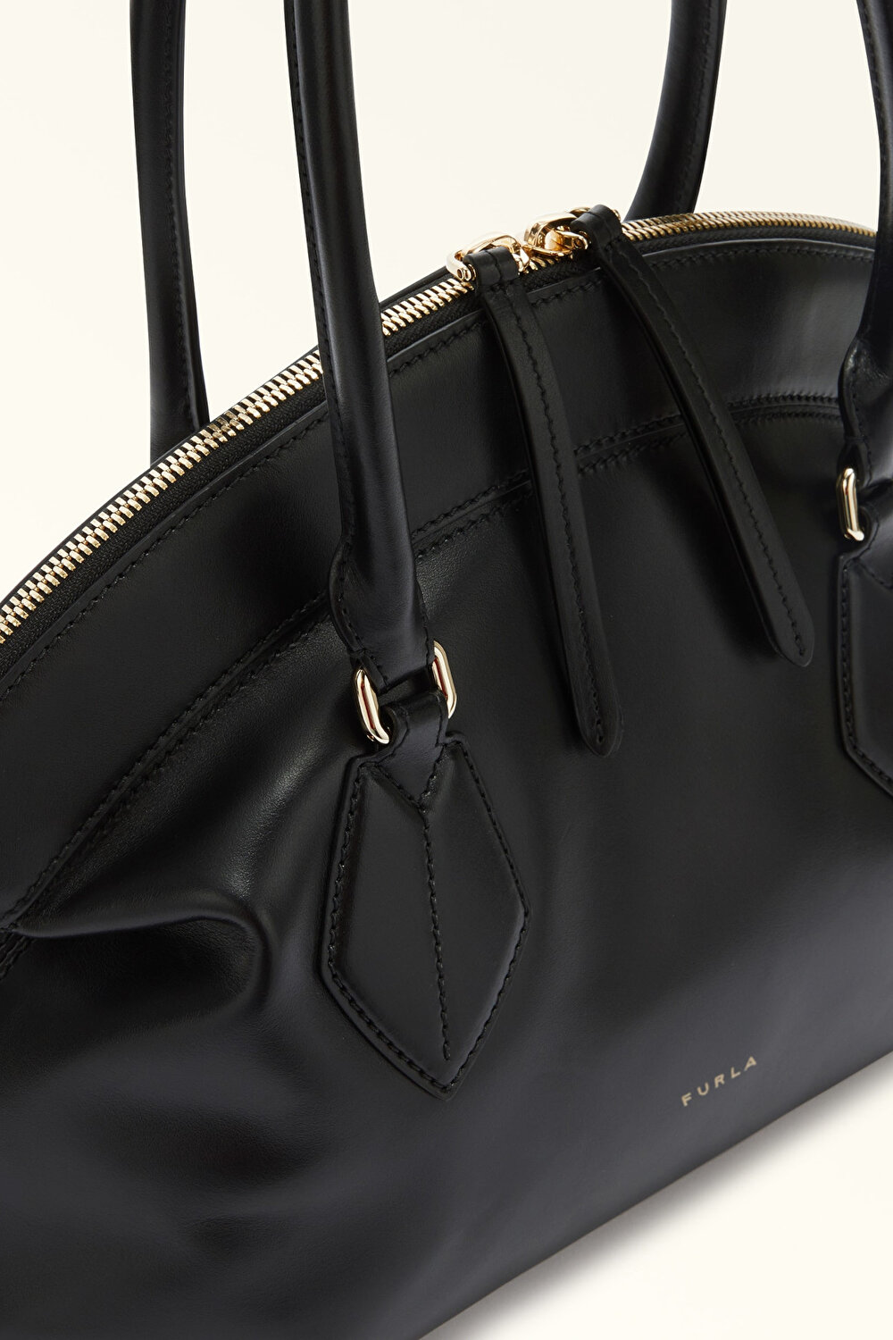 WB01464 FURLA ERICA M TOTE
