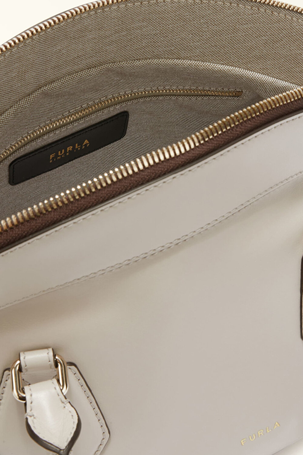 WB01464 FURLA ERICA M TOTE