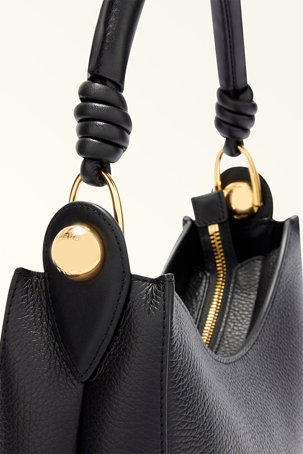 WB01489 FURLA SFERA S HOBO