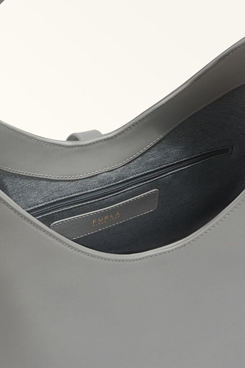 WB01499 FURLA GOCCIA M HOBO