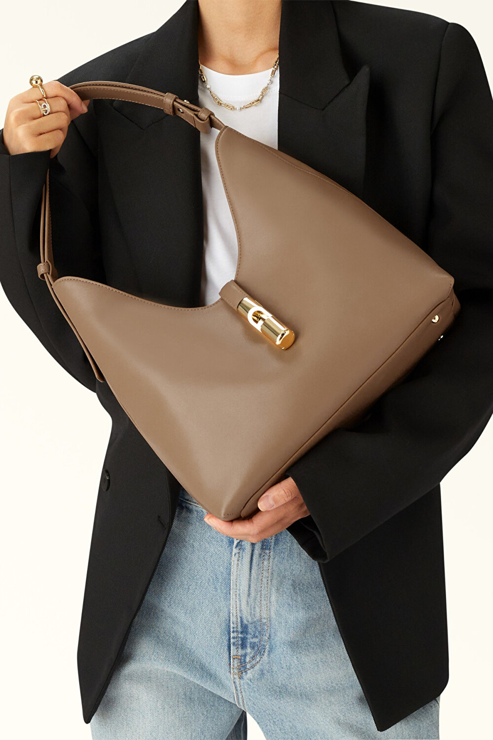 WB01499 FURLA GOCCIA M HOBO