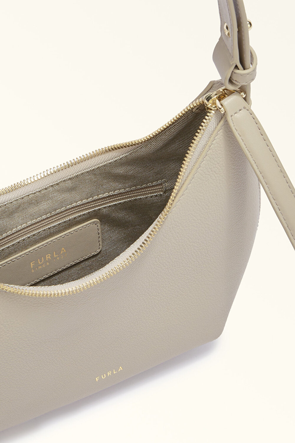 WB01500 FURLA GOCCIA S SHOULDER BAG