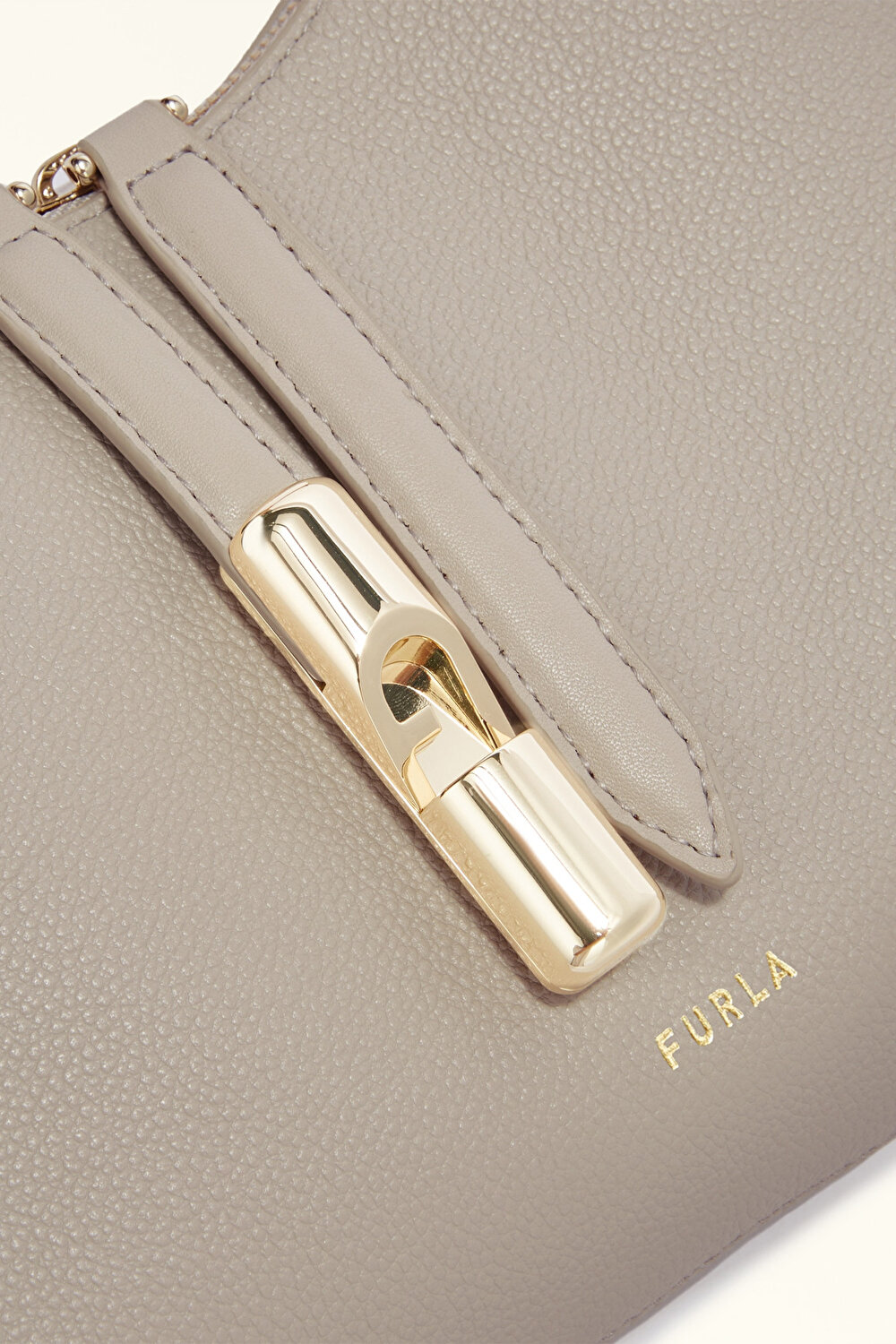 WB01500 FURLA GOCCIA S SHOULDER BAG