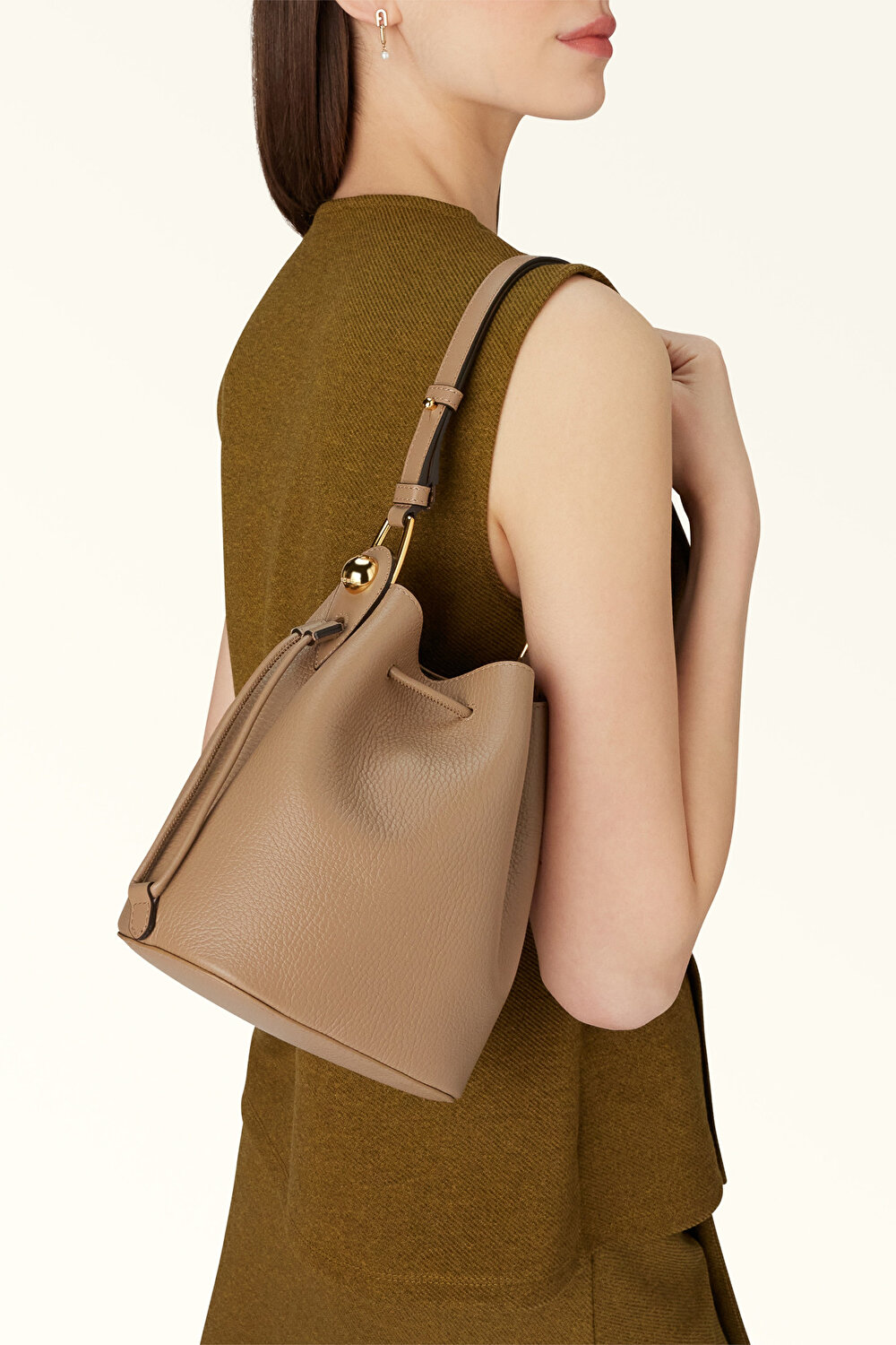 WB01514 FURLA SFERA MINI BUCKET BAG
